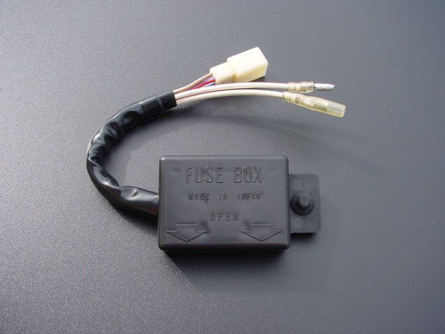 Z400FX 純正ヒューズボックス 8551 中古バイクパーツ販売専門店