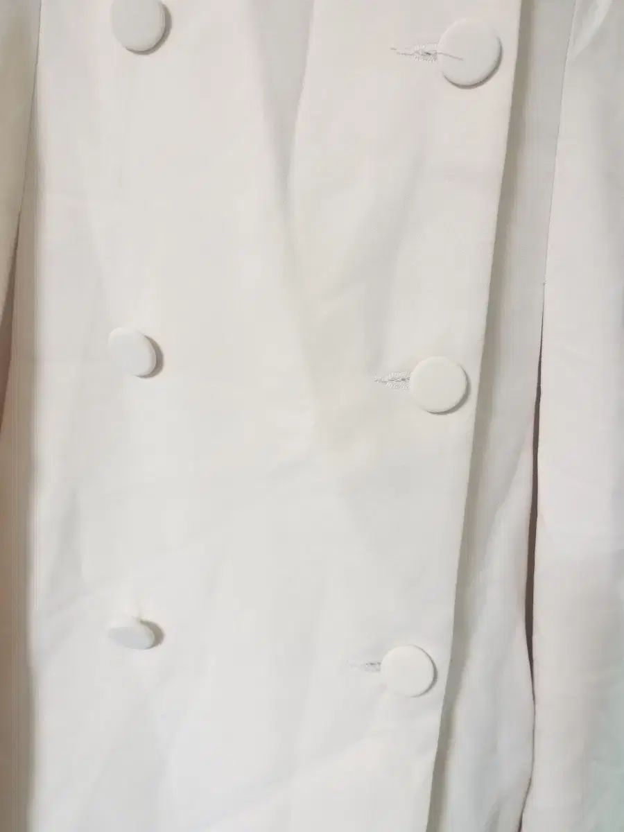 une