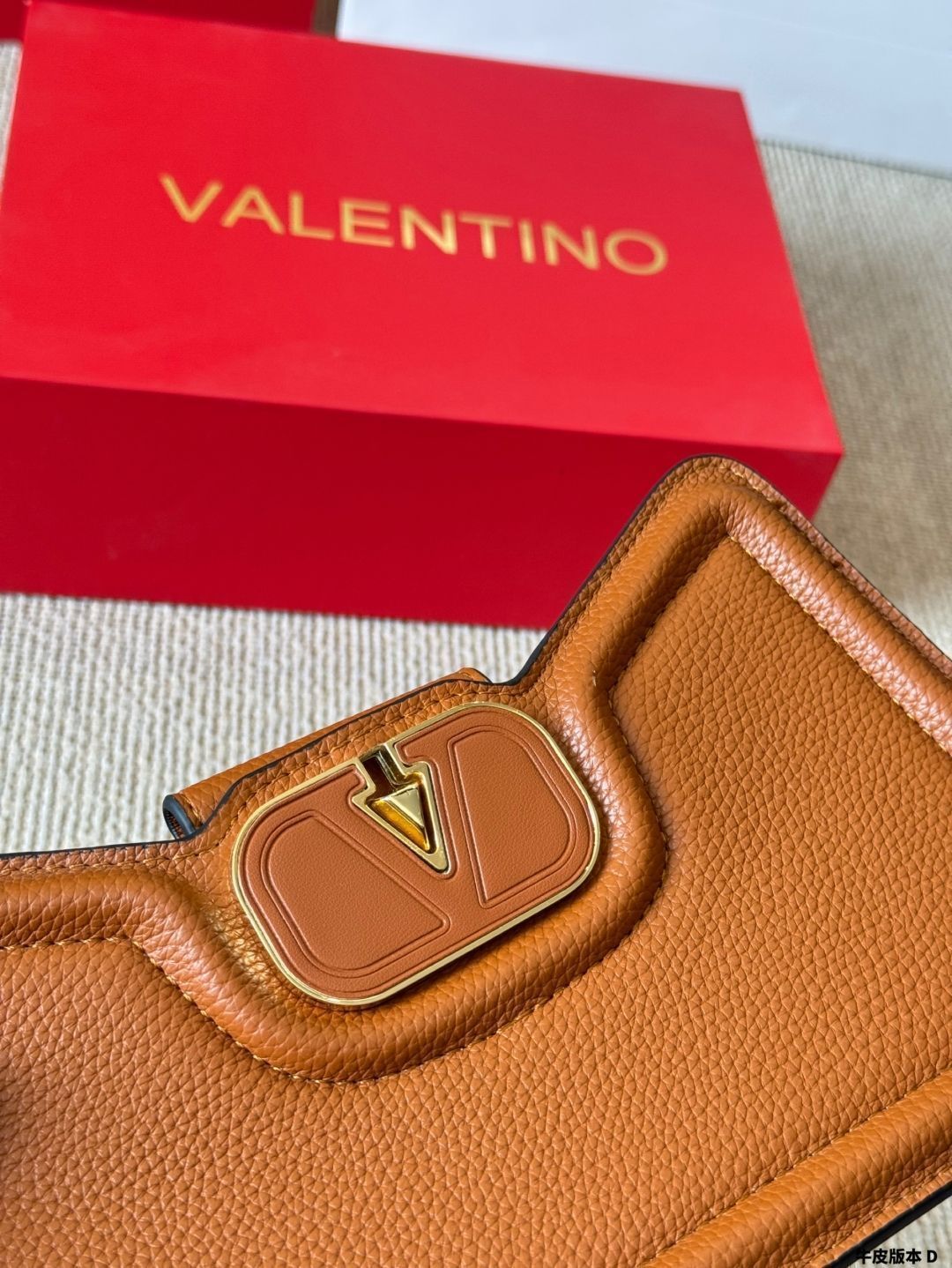 VALENTINO オルオハロコハタンフリツスカト 5B3RABK68G5 598NAVY Valentino US Online Boutique: the Maison Valentino official site