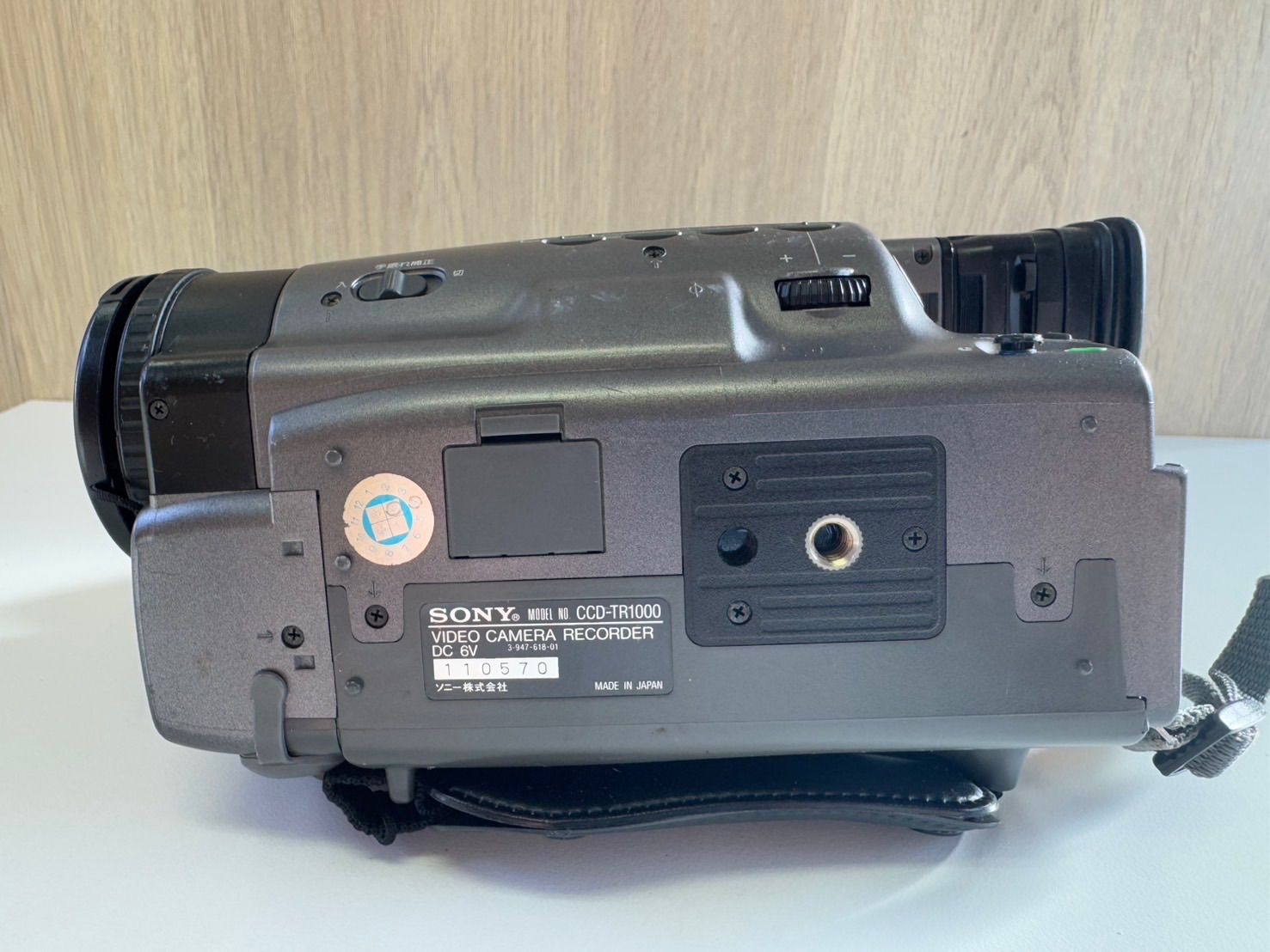 中古品】SONYソニー CCD-TR1000 Handycamハンディカム Hi8 ビデオ 