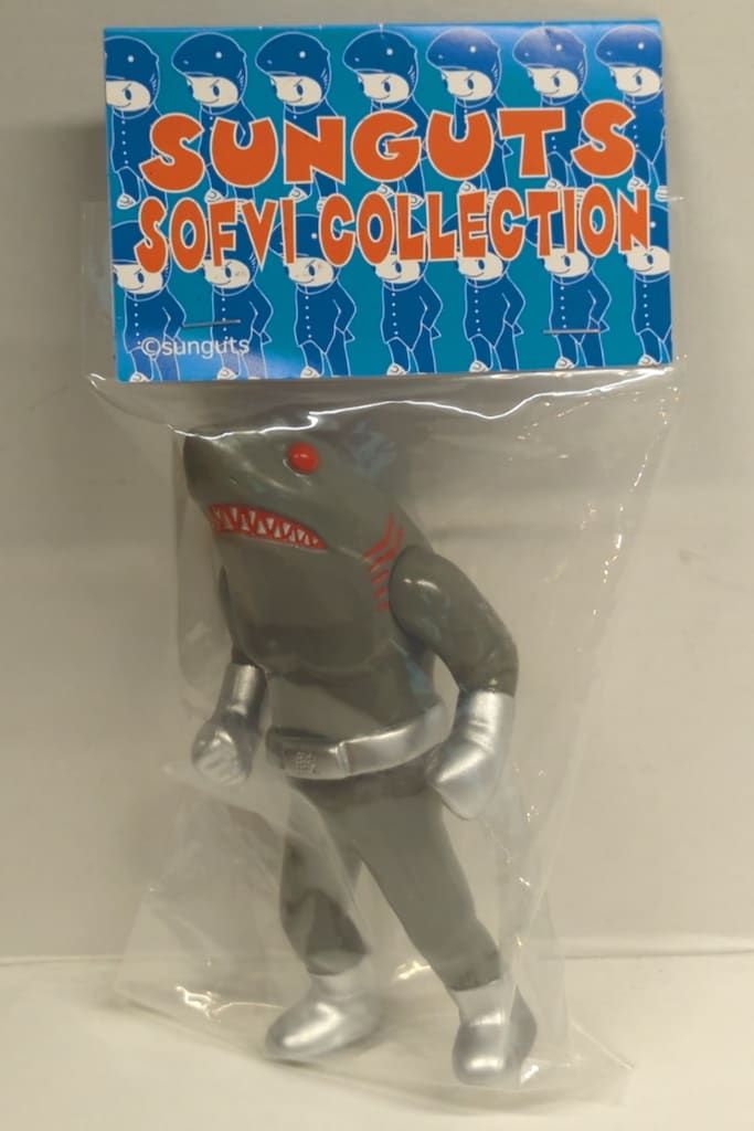 サンガッツ本舗　シャークザヒーロー　ソフビ シャーク・ザ・ヒーロー・グレー2号 - One up. Online Store