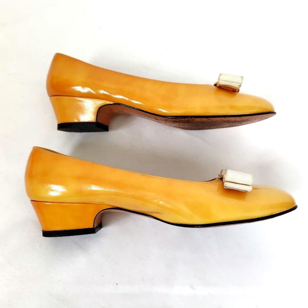Ferragamo イエロー ハイヒールパンプス ☆フェラガモ【Ferragamo】ヴァラ エナメル パンプス イエロー
