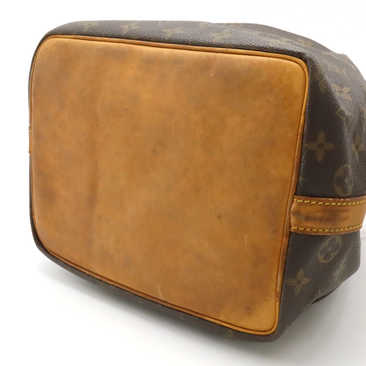 LOUIS VUITTON ルイ ヴィトン モノグラム プチノエ ショルダーバッグ  