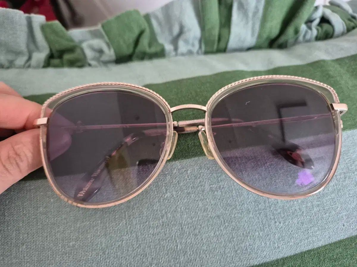 Vivienne Westwood ヴィヴィアン ウエストウッド サングラス GOLDフレーム