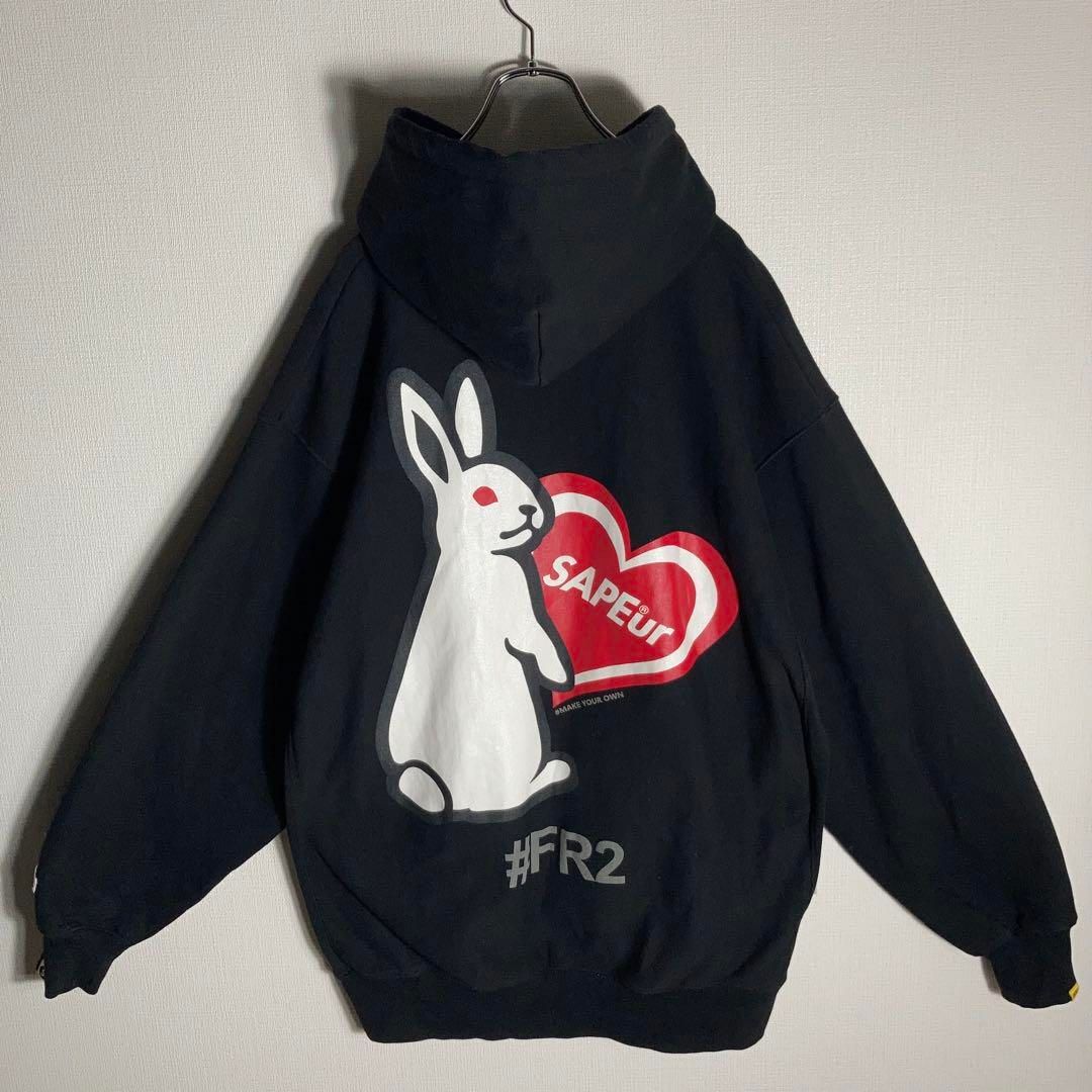 【美品 2XL】FR2 エレガンスサプール コラボ パーカー 黒 赤. 美品 2XL】FR2 エレガンスサプール コラボ パーカー 黒 赤