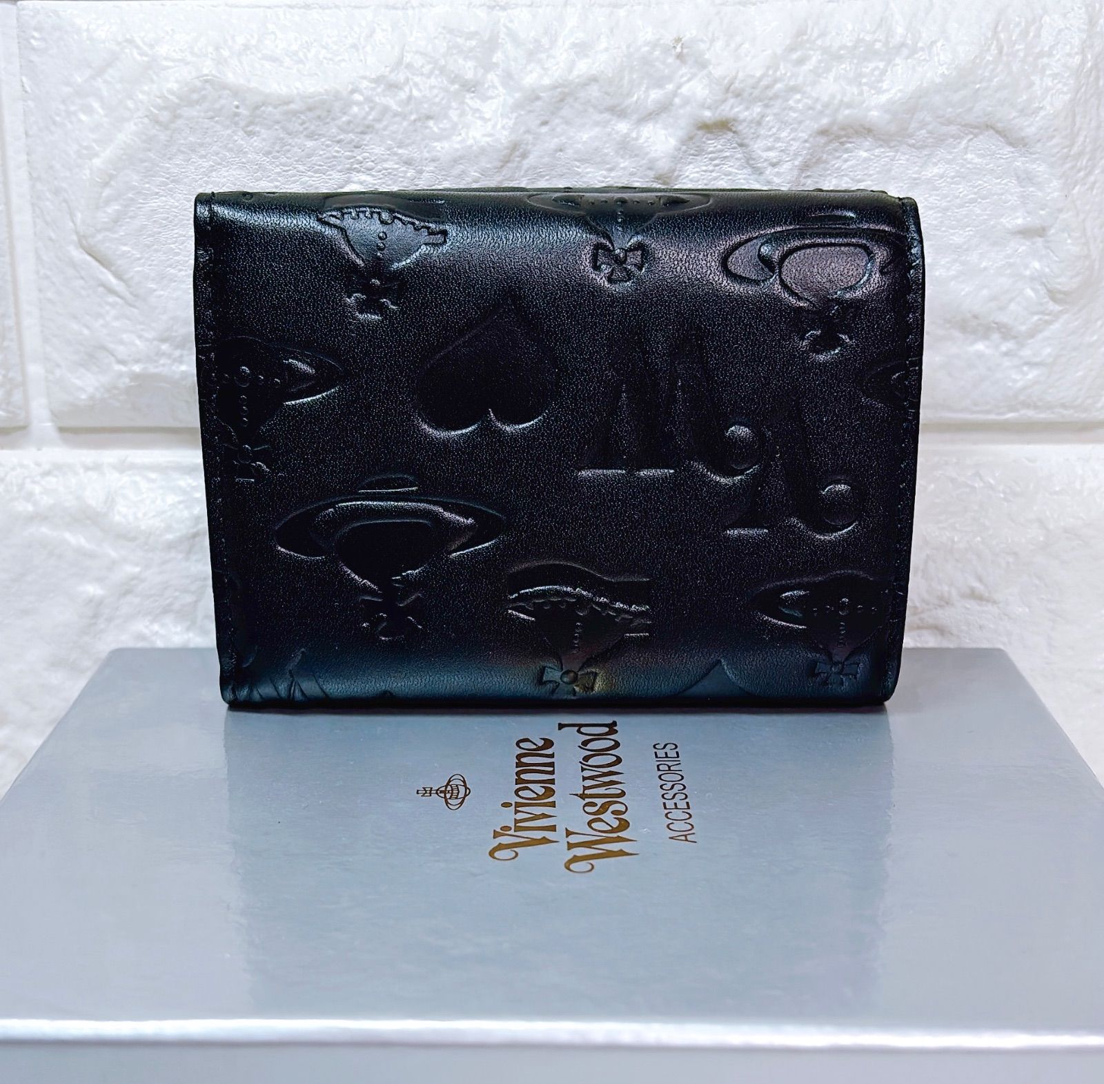 Vivienne Westwood 三つ折り財布 マット黒 ヴィヴィアン ウエスト