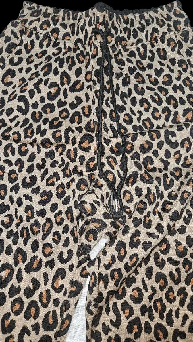 twomuchtalker レオパード ジョガーパンツ F
