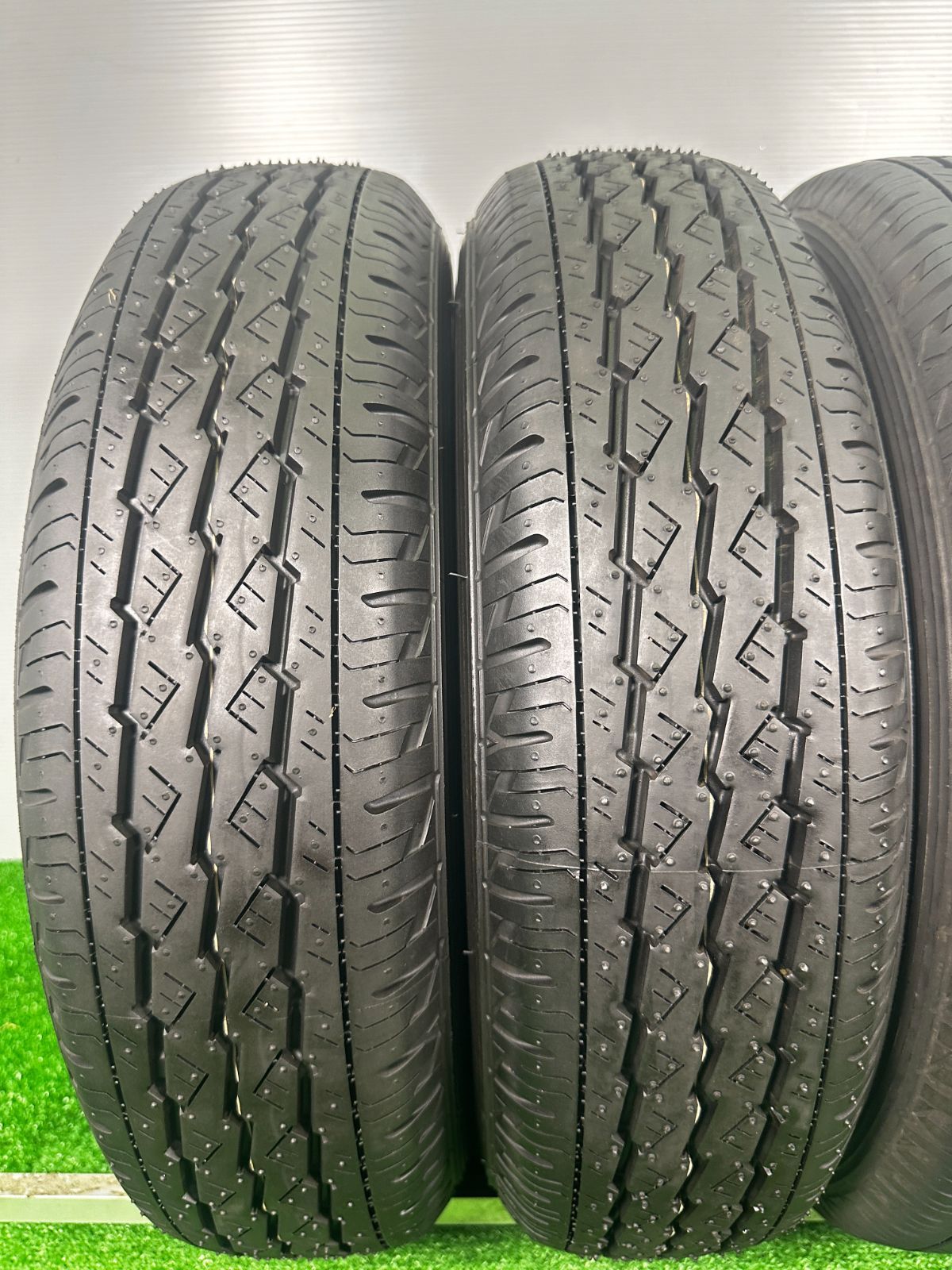 145 80R12 80 78N LT ブリヂストン K370 製 4本 夏タイヤ ノーマル TA241