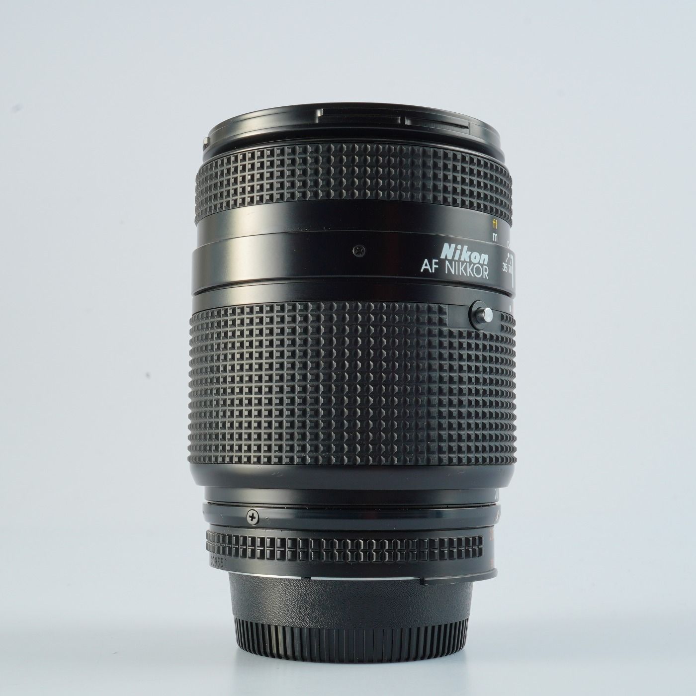 【ジャンク】 Nikon ニコン AF NIKKOR 35-70mm F/2.8  ズームレンズ ジャンク】 Nikon ニコン AF NIKKOR 35-70mm F/2.8 ズームレンズ