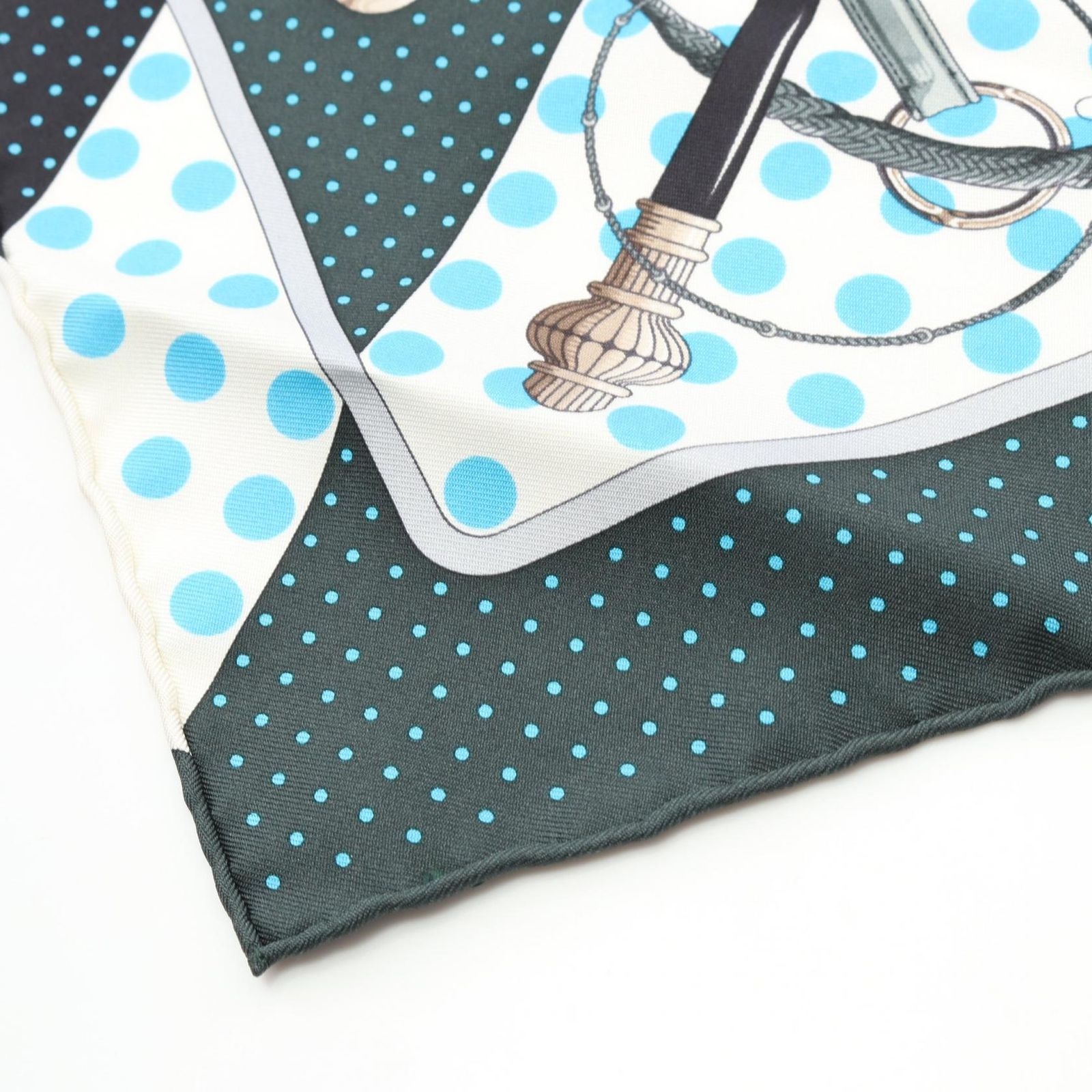 本日価格❗️未使用 エルメス Clic-Clac a Pois ドット カレ45 今週末限定❗️未使用 エルメス Clic-Clac a Pois ドット カレ45