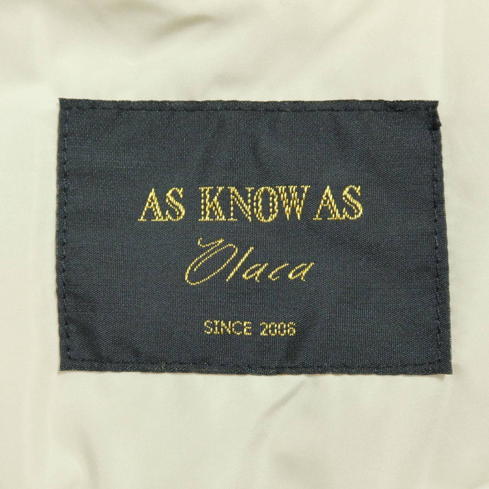 ロングダウンコート