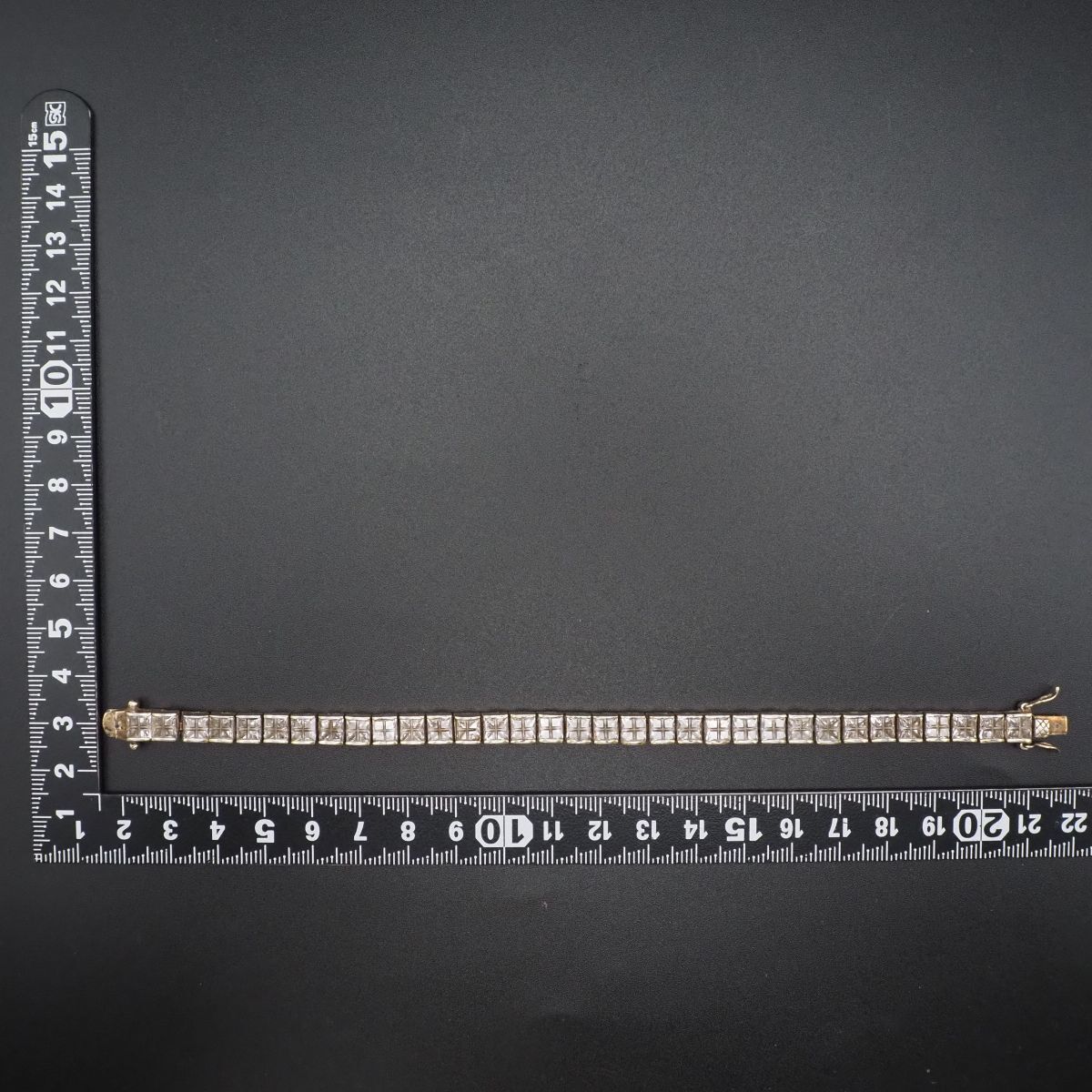 ゴールド デザイン