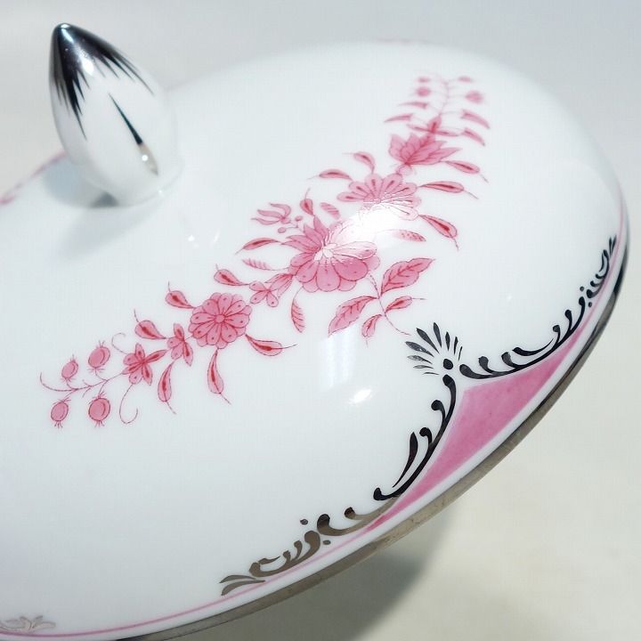 ヘレンド 透かしボンボニエール ファンタジー苺 ヘレンド 小物入れ