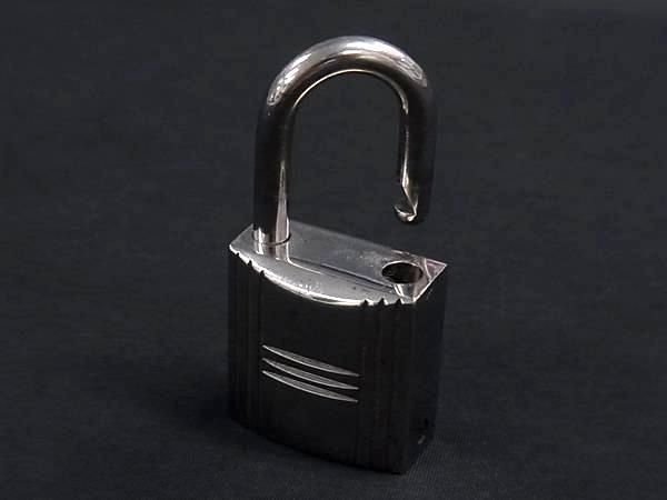 【美品】 HERMES エルメス カデナ南京錠パドロック 楽天市場】HERMES エルメス カデナ パドロック No.67 南京錠 鍵