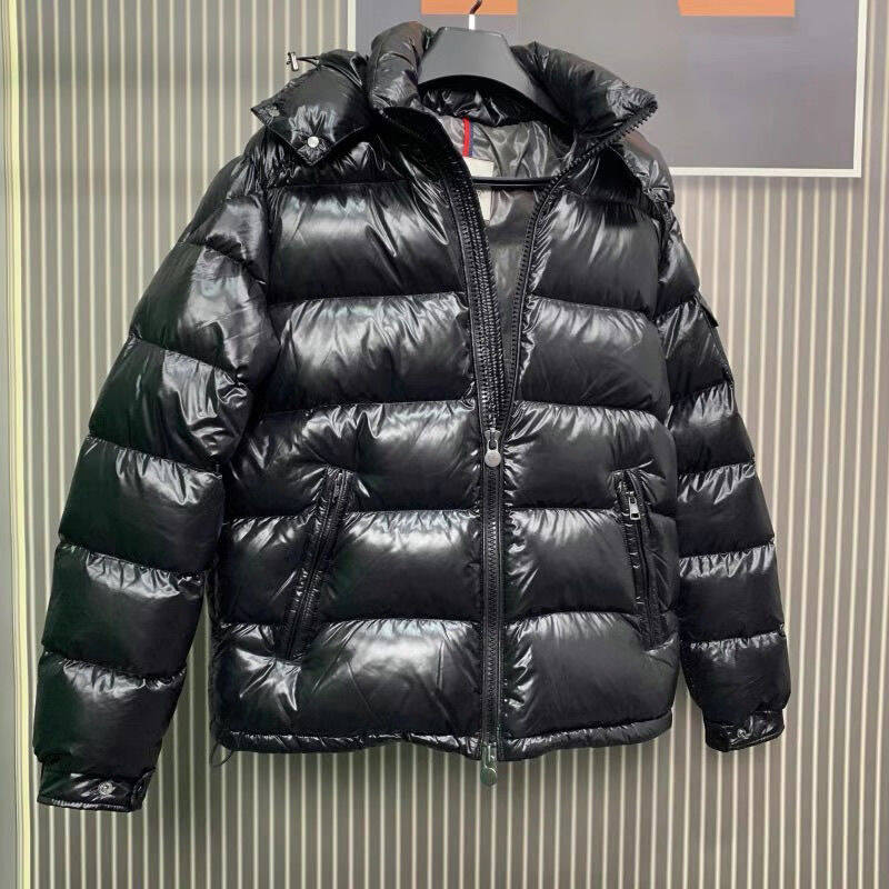 【新品未使用】 MONCLER   モンクレール    黒   ダウンジャケット  男女同型