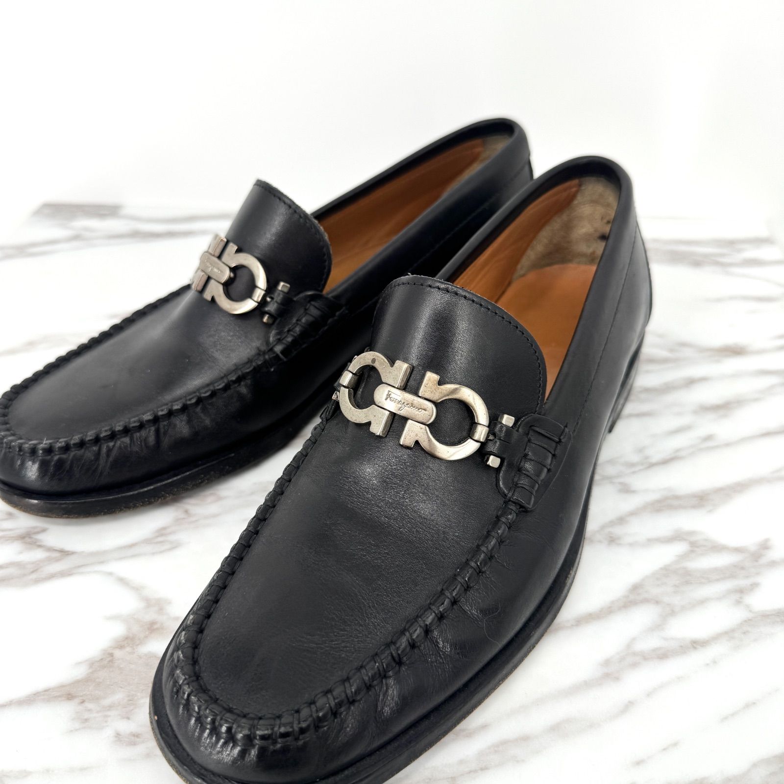 ▼Salvatore Ferragamo ローファー　ブラウン　ベルト付き ブラウン（茶色）系 FERRAGAMO(フェラガモ) ローファー
