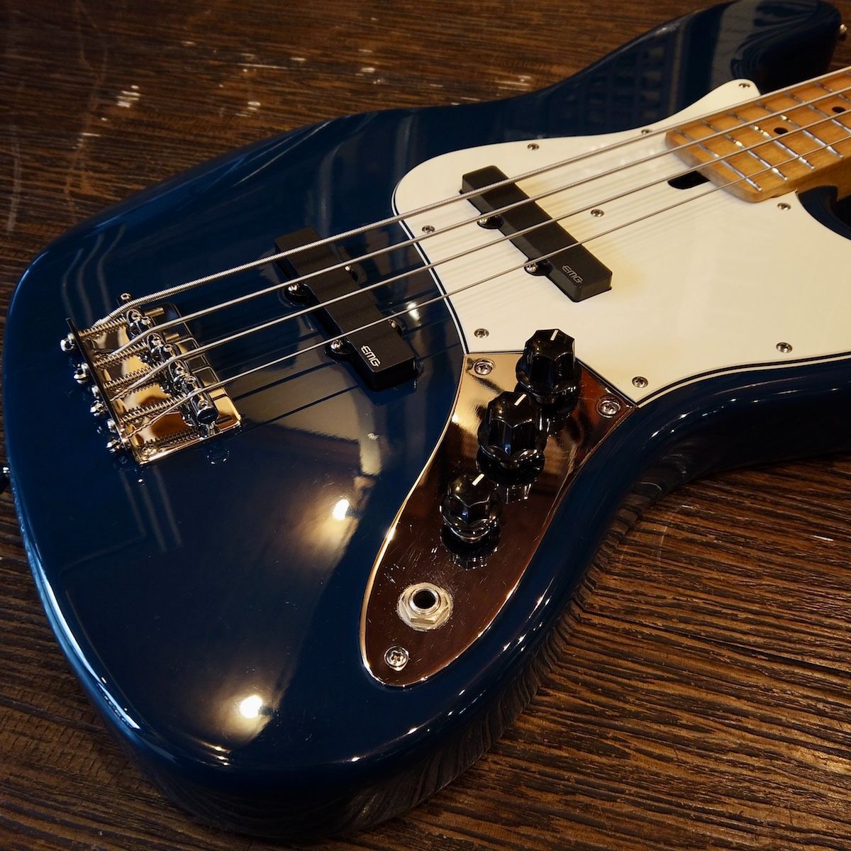 Bacchus Universe Series エレキベース 美品。 Bacchus バッカス UNIVERSE SERIES エレキベース -GrunSound