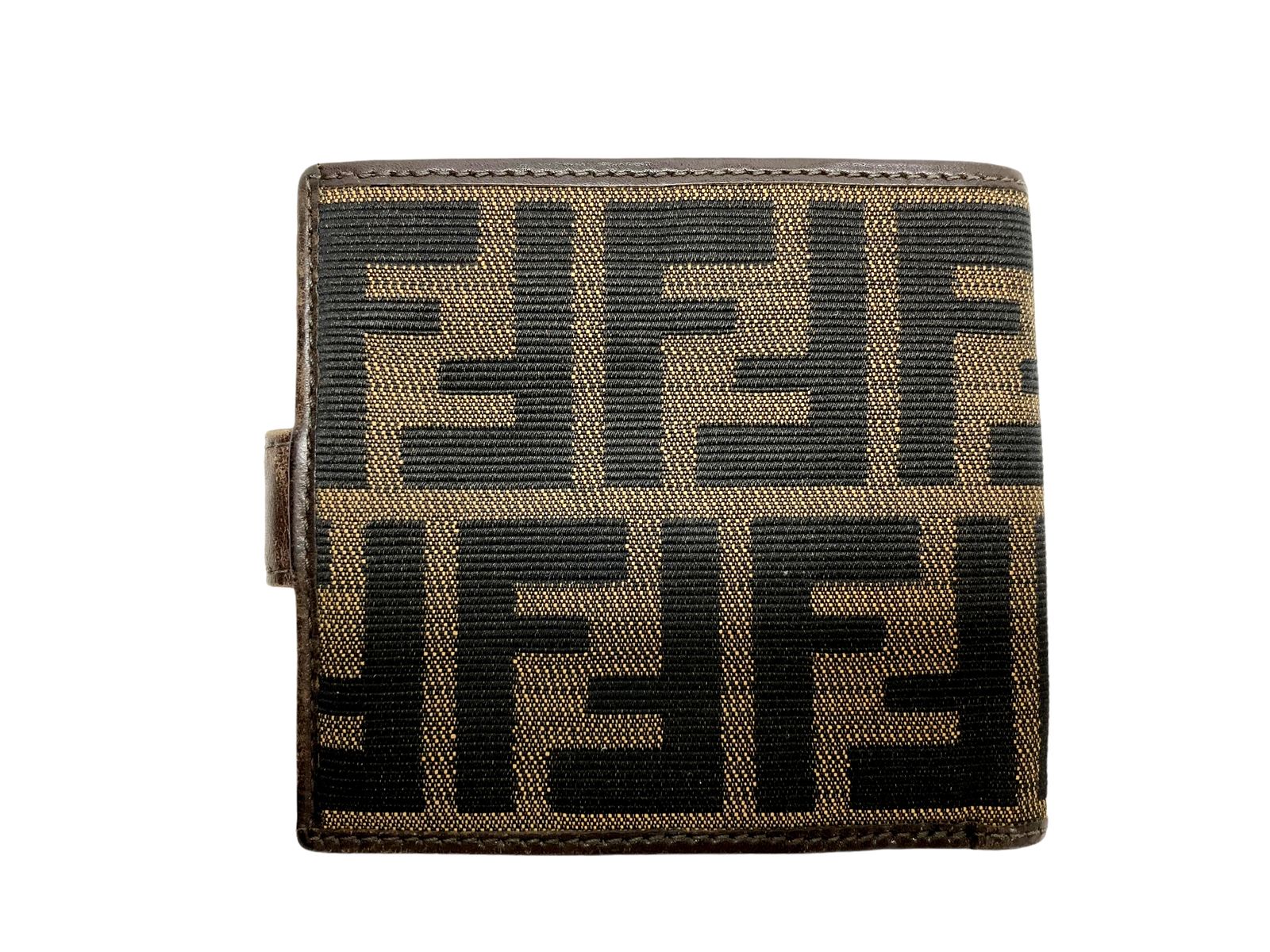 美品　FENDI　ズッカ柄　正方形　大判　水色　ブルー　イタリア製 ズッキーニ柄 ズッカ柄 ハンドバッグ イタリア製 ネイビー系
