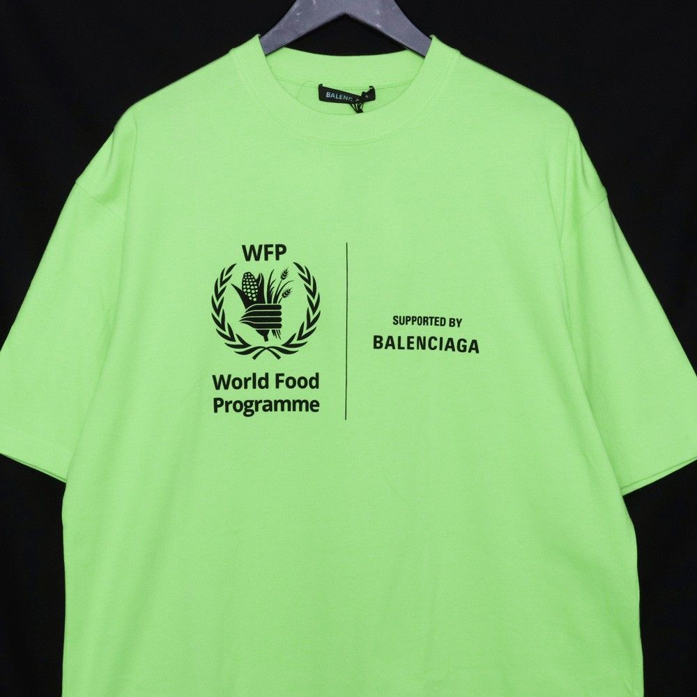 未使用 BALENCIAGA WFPロゴプリントオーバーサイズTシャツ Sサイズ - メルカリ