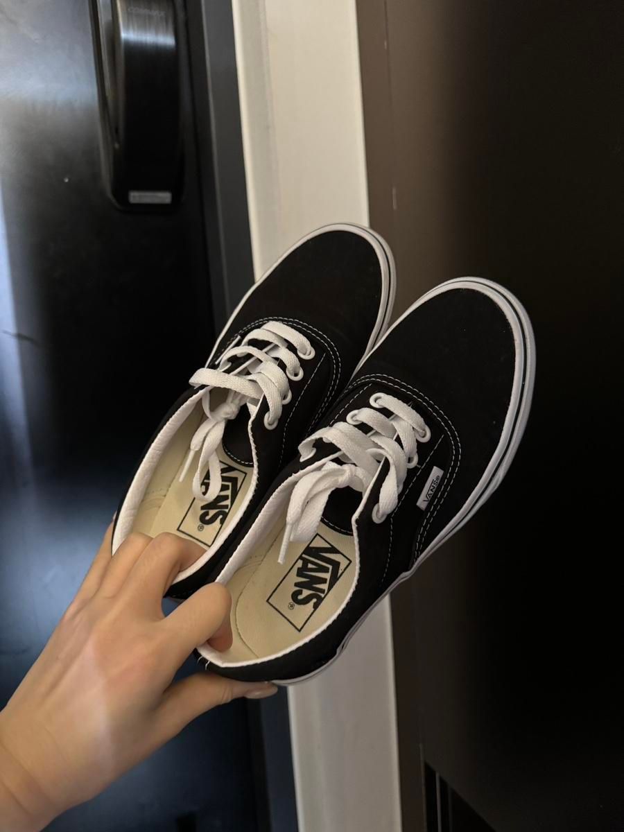 【雷市場（ポンジャン）商品韓国直送】VANS(バンズ) スニーカー 225 一度うめき声
