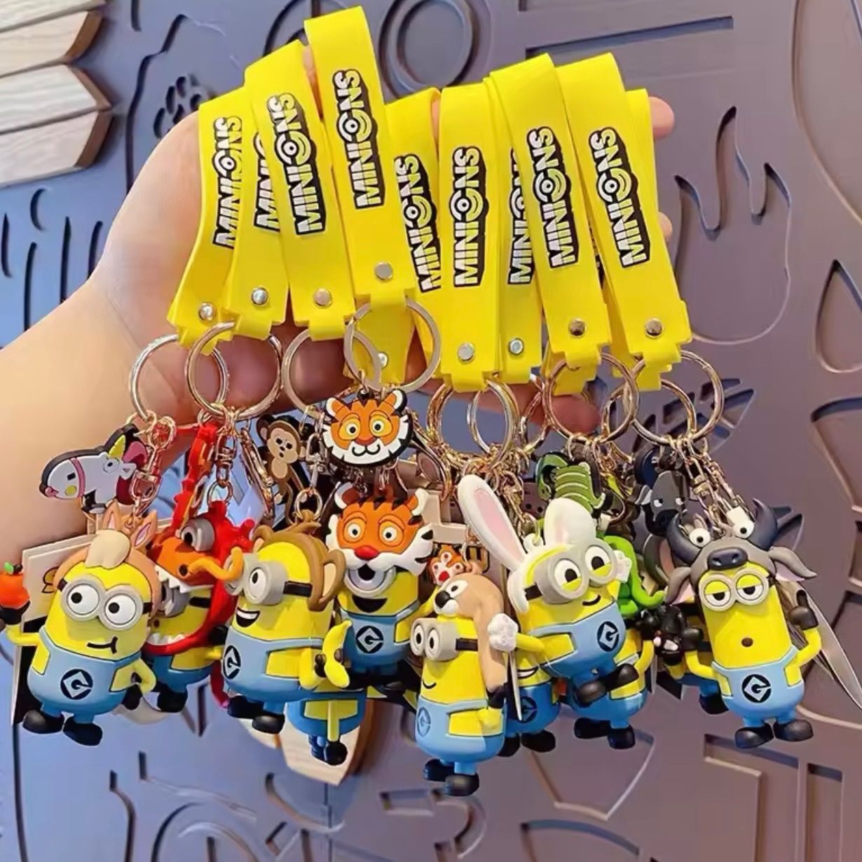Minions ミニオンズ 干支 うまver キーホルダー ストラップ 単品］Minions ミニオンズ 干支ver キーホルダー ストラップ 全