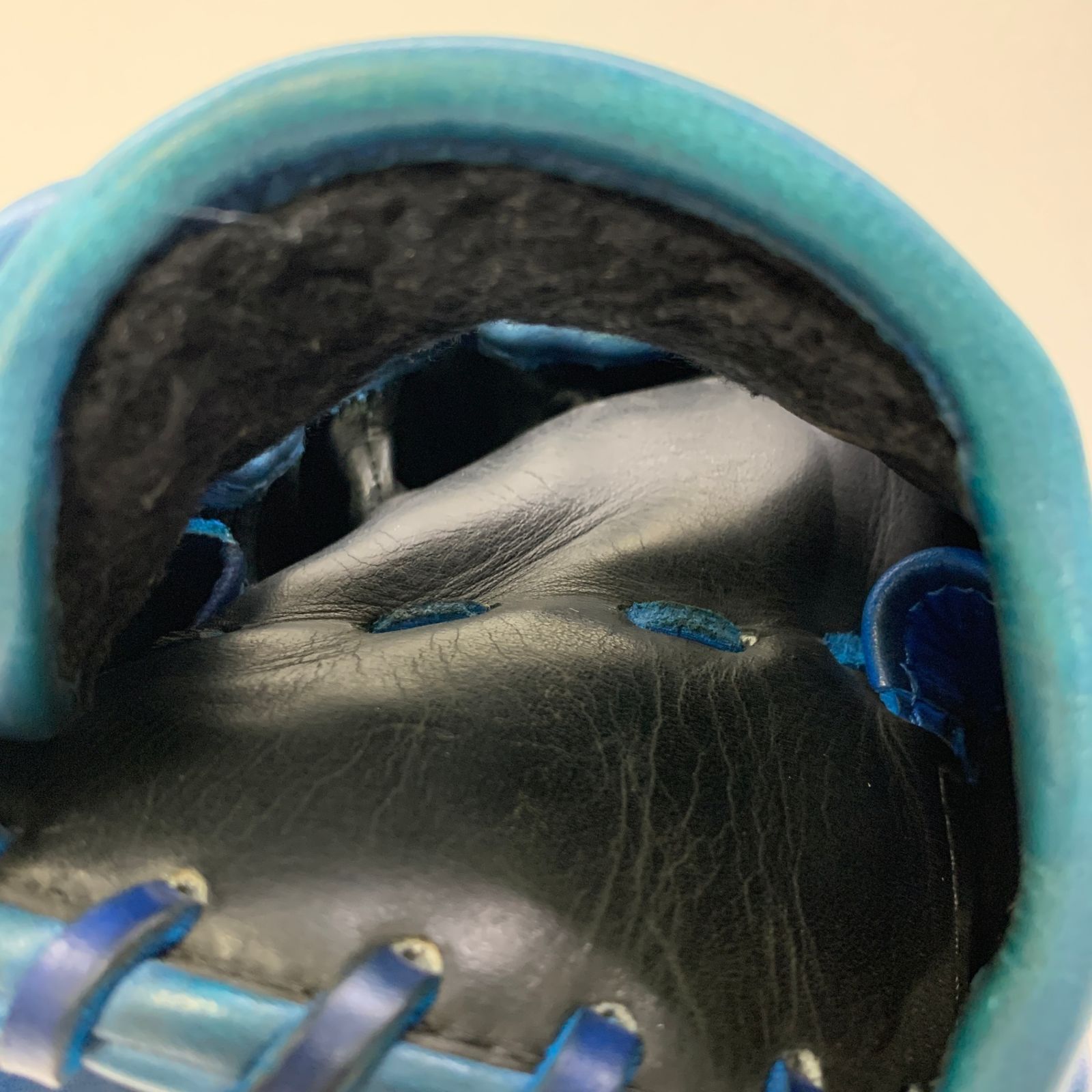 ナイキ NIKE 岩隈モデル 軟式 大人 一般 投手用 グローブ ピッチャー