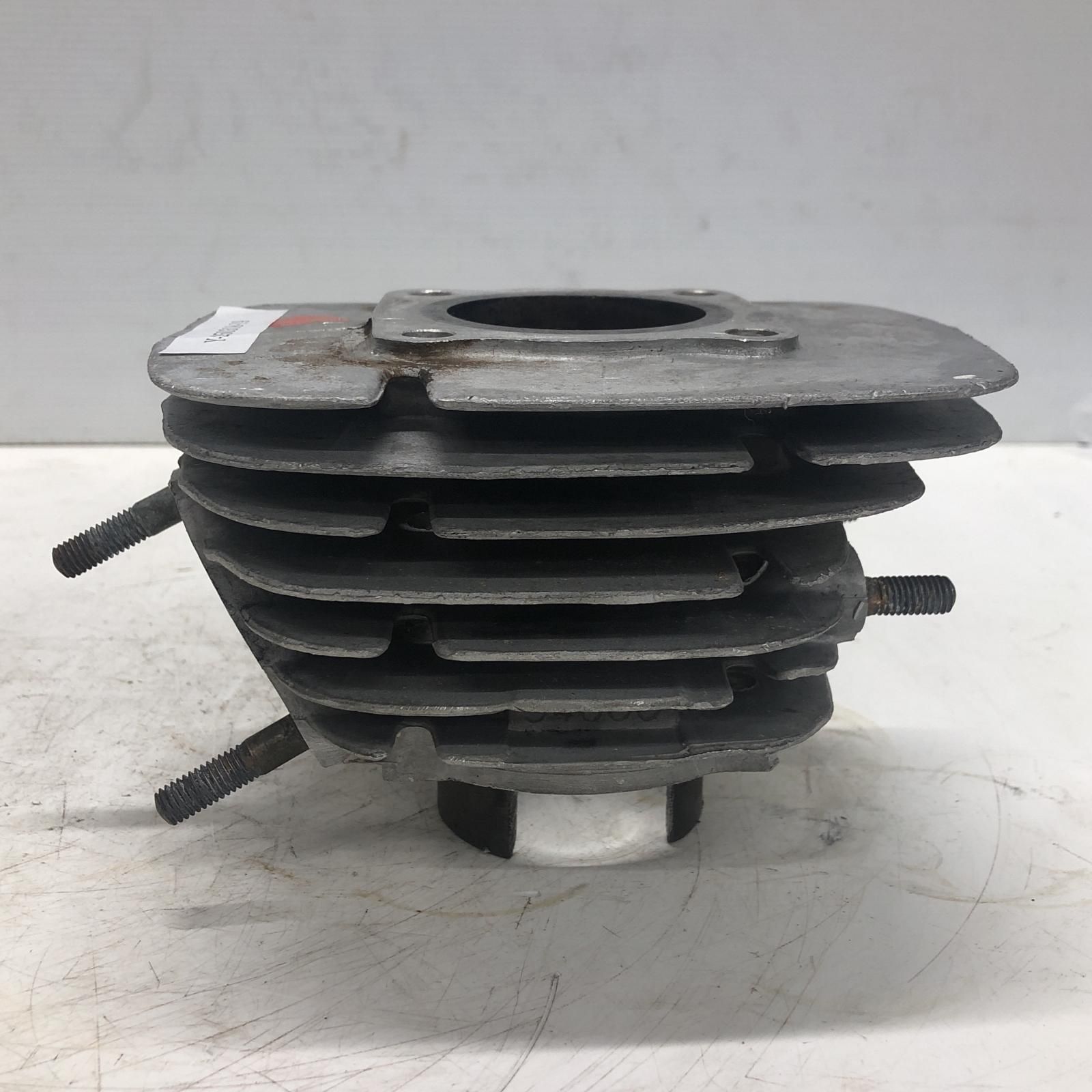 KAWASAKI 350SS シリンダー（1） 部品取り カワサキ - メルカリ