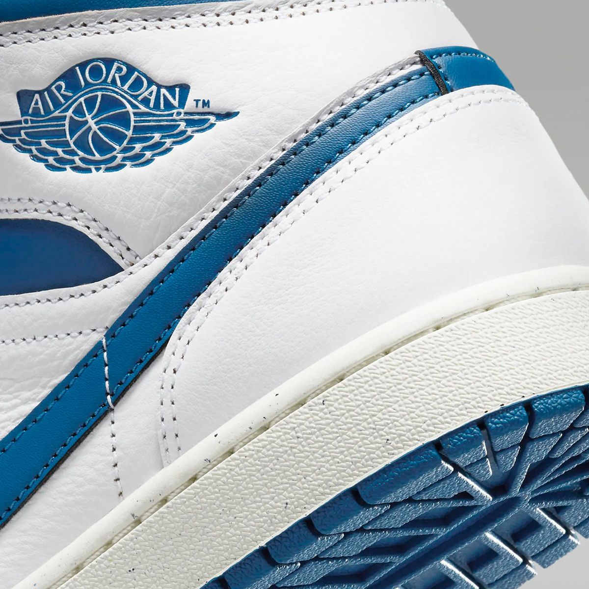 ナイキ] エア ジョーダン 1 ミッド SE AIR JORDAN 1 MID SE ホワイト 