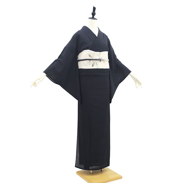 新古品】 夏物 夏大島 大島紬 単衣 着物 未使用 正絹 黒 蚊絣 夏