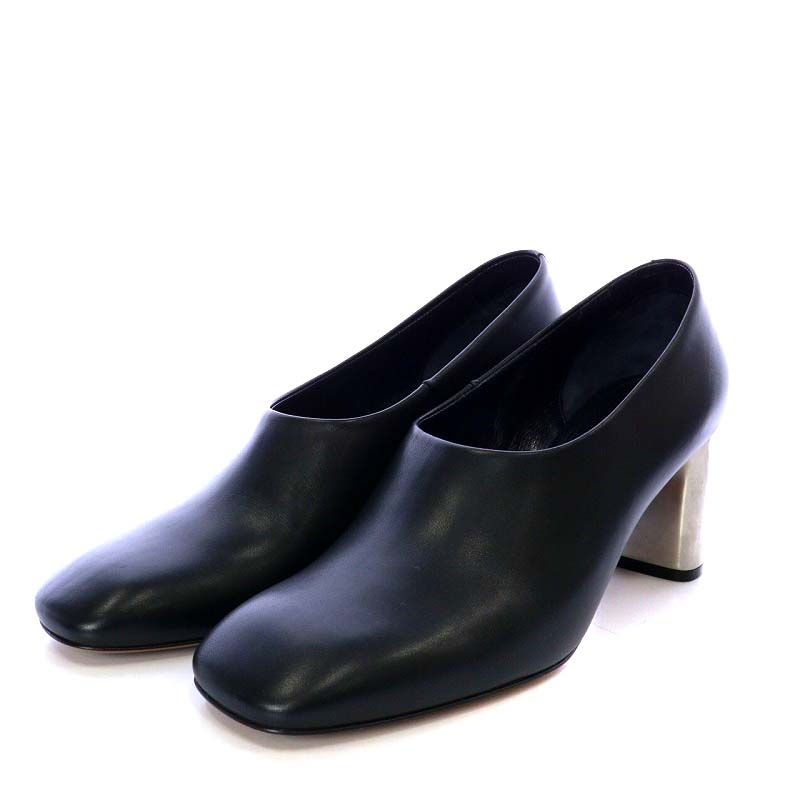CELINE セリーヌ スクエアトゥ　パンプス　ブラック CELINE セリーヌ スクエアトゥパンプスブラック