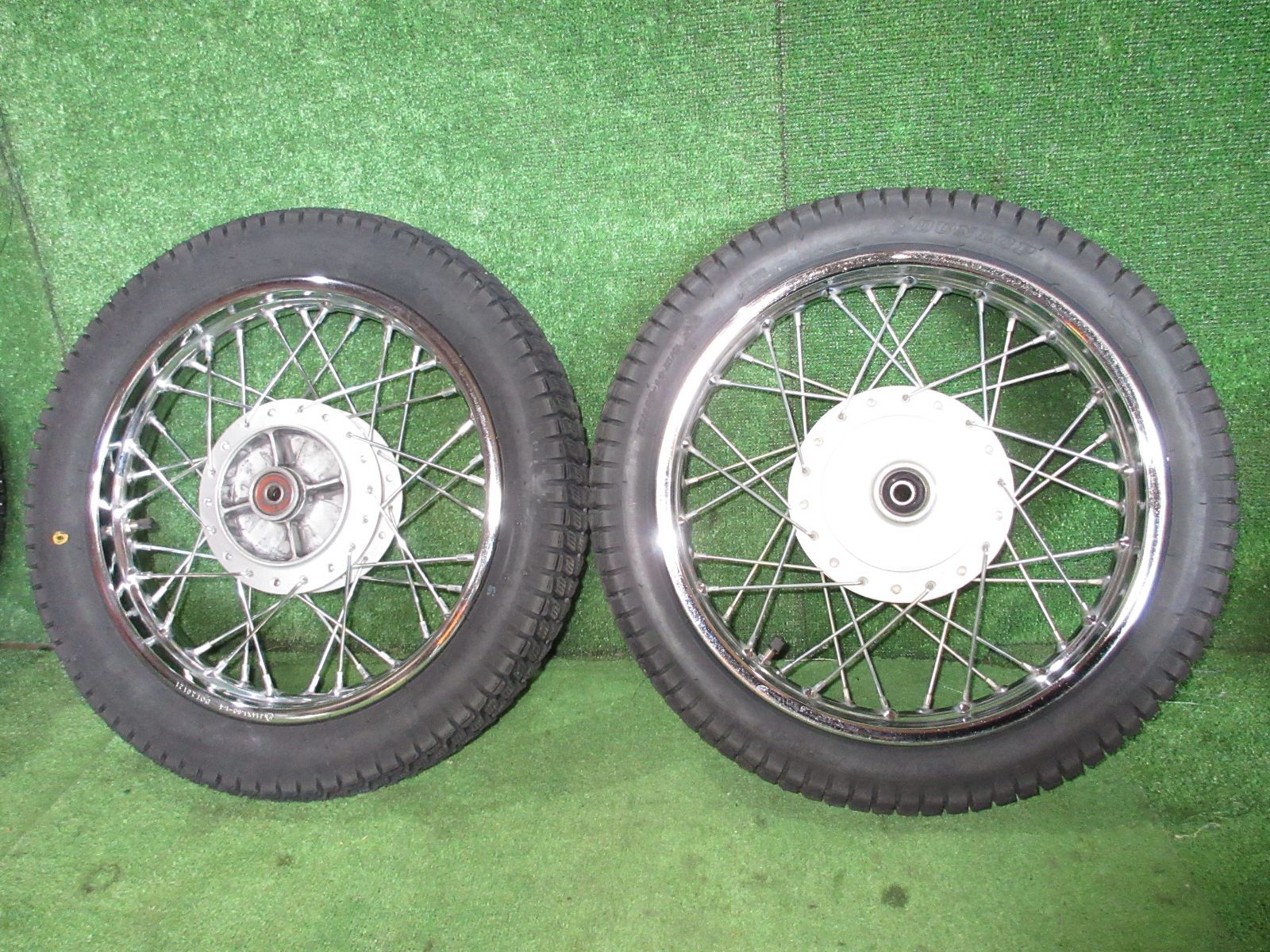 NSR50やNSF100など 23年製ハイグリップタイヤ12インチ33丁 NSR50やNSF100など 23年製ハイグリップタイヤ12インチ33丁