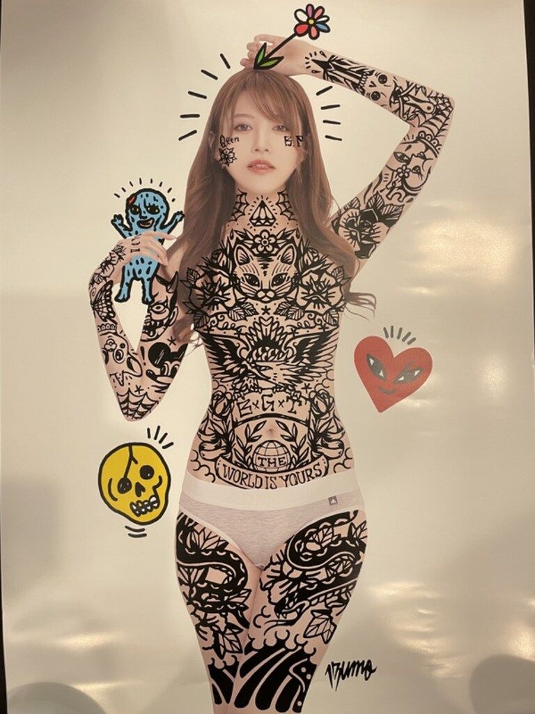 Izumonster 相沢みなみ ポスター ソフビ イズモンスター Izumonster 相沢みなみ ポスター ソフビ イズモンスター
