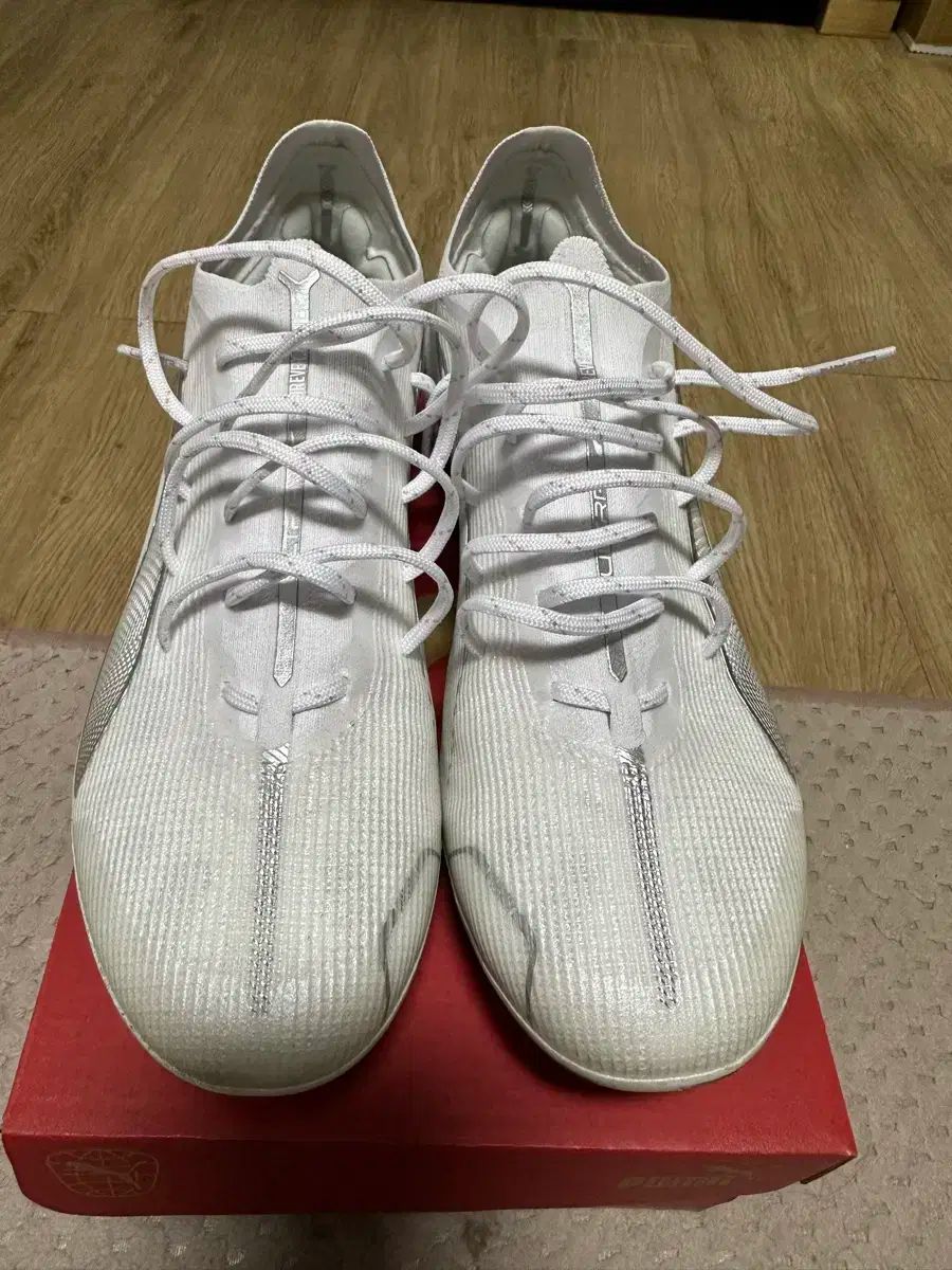 PUMA プーマ ウルトラ 5 ULTIMATE mg 270 サイズ サッカーシューズ