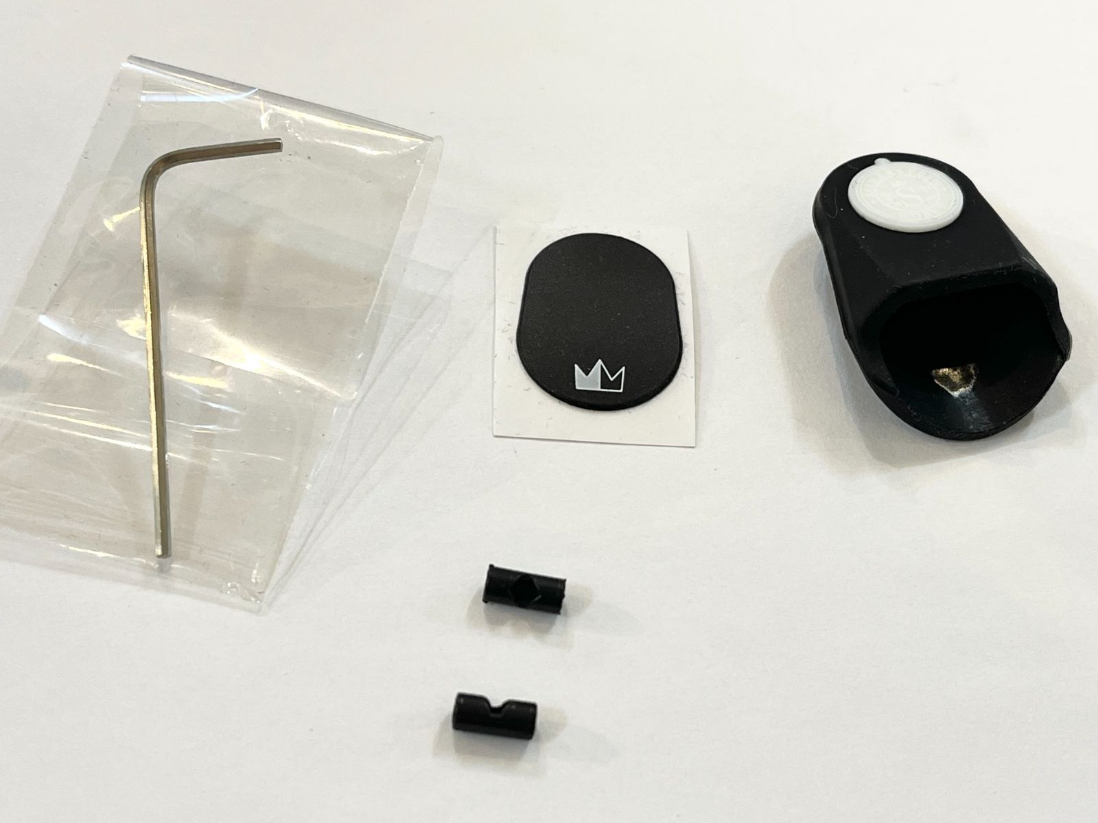 雨畑硯 横12.1cm 縦18.1cm 高さ3.4cm 重さ1531g 雨畑真石天然硯㉚