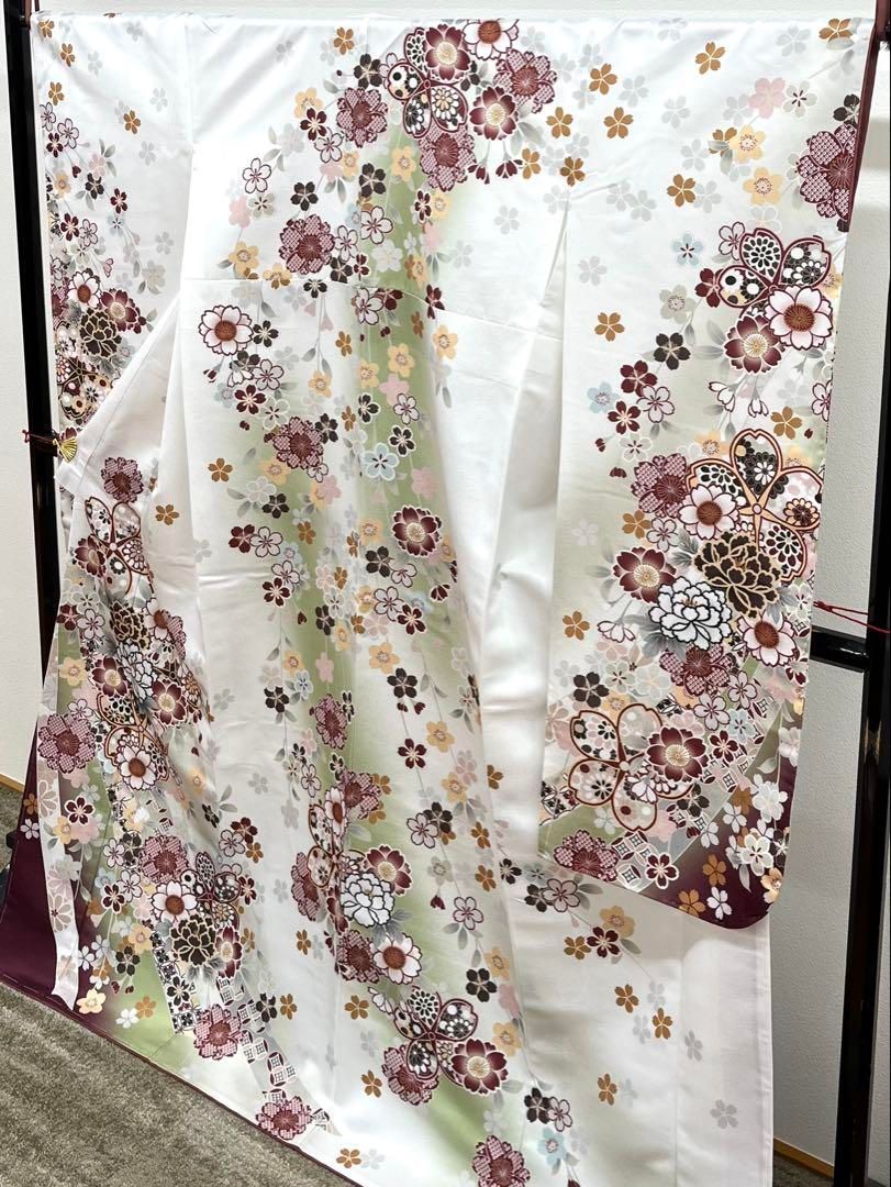 ポリエステル 振袖 桜 牡丹 紋意匠 ぼかし八掛 躾糸付き - メルカリ