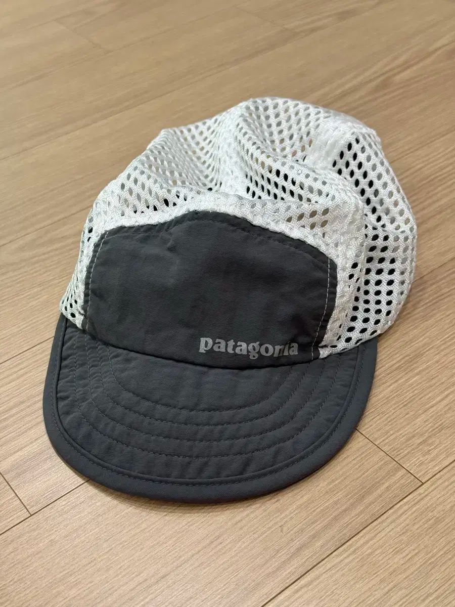 Patagonia パタゴニア ダックビルキャップ グレー