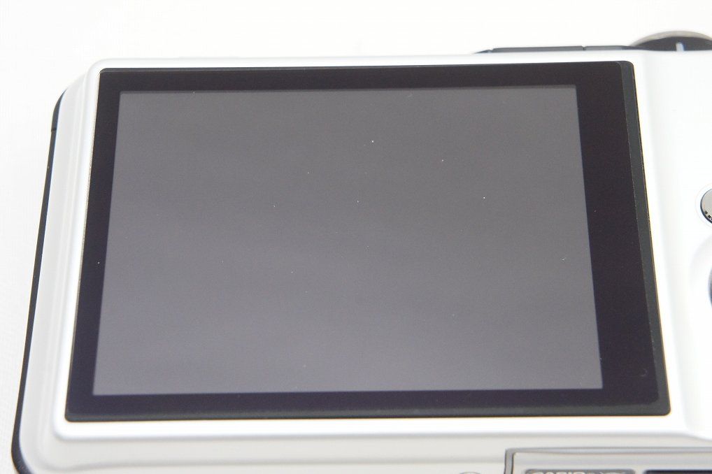 CASIO カシオ EXILIM EX-FC100 コンパクトデジタルカメラ ホワイト 元