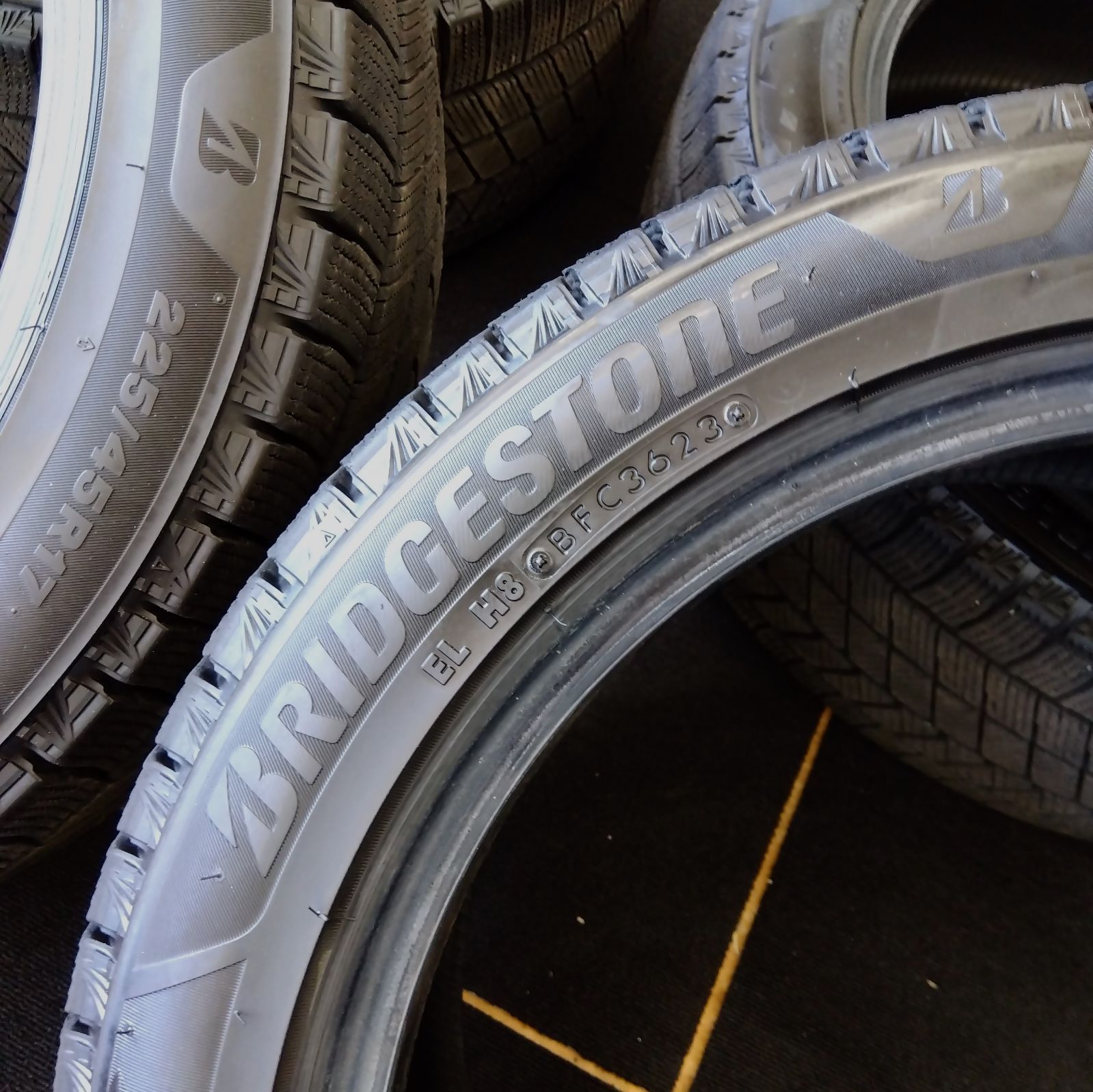 タイヤ ４本セット