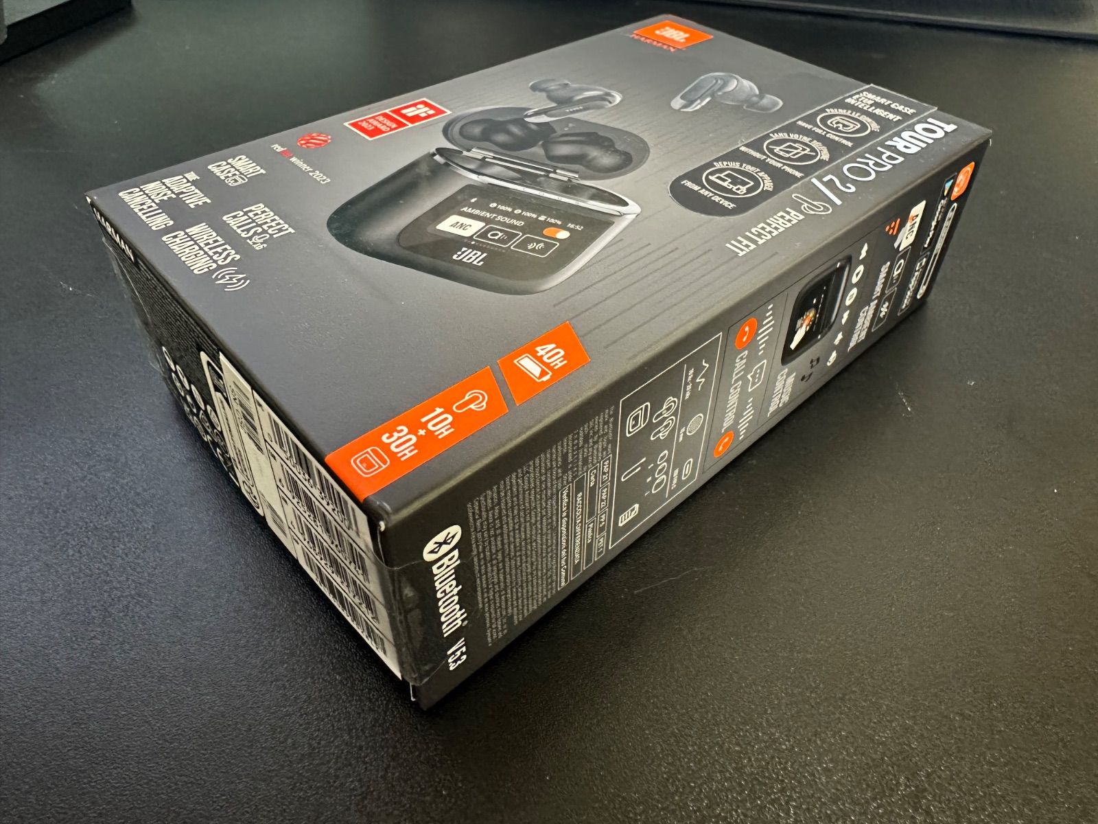 新品未使用品】JBL Tour Pro 2 ブラック ワイヤレスイヤホン