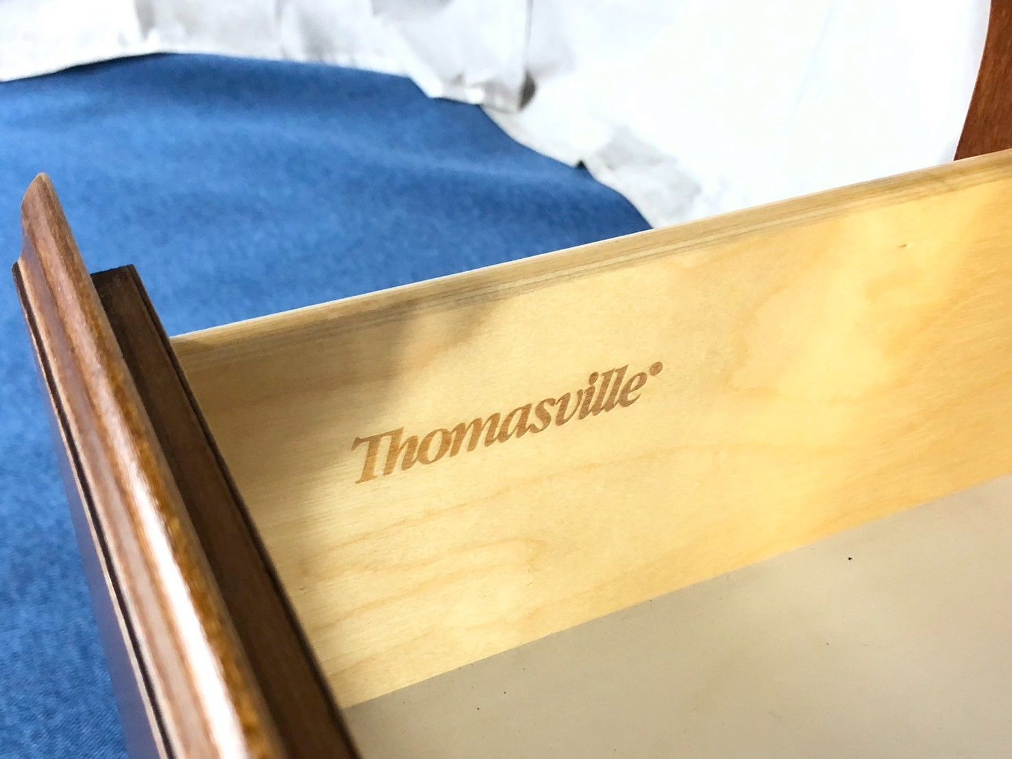 机・テーブル アメリカ製 Thomasville ナイトテーブル ミッドセンチュリー