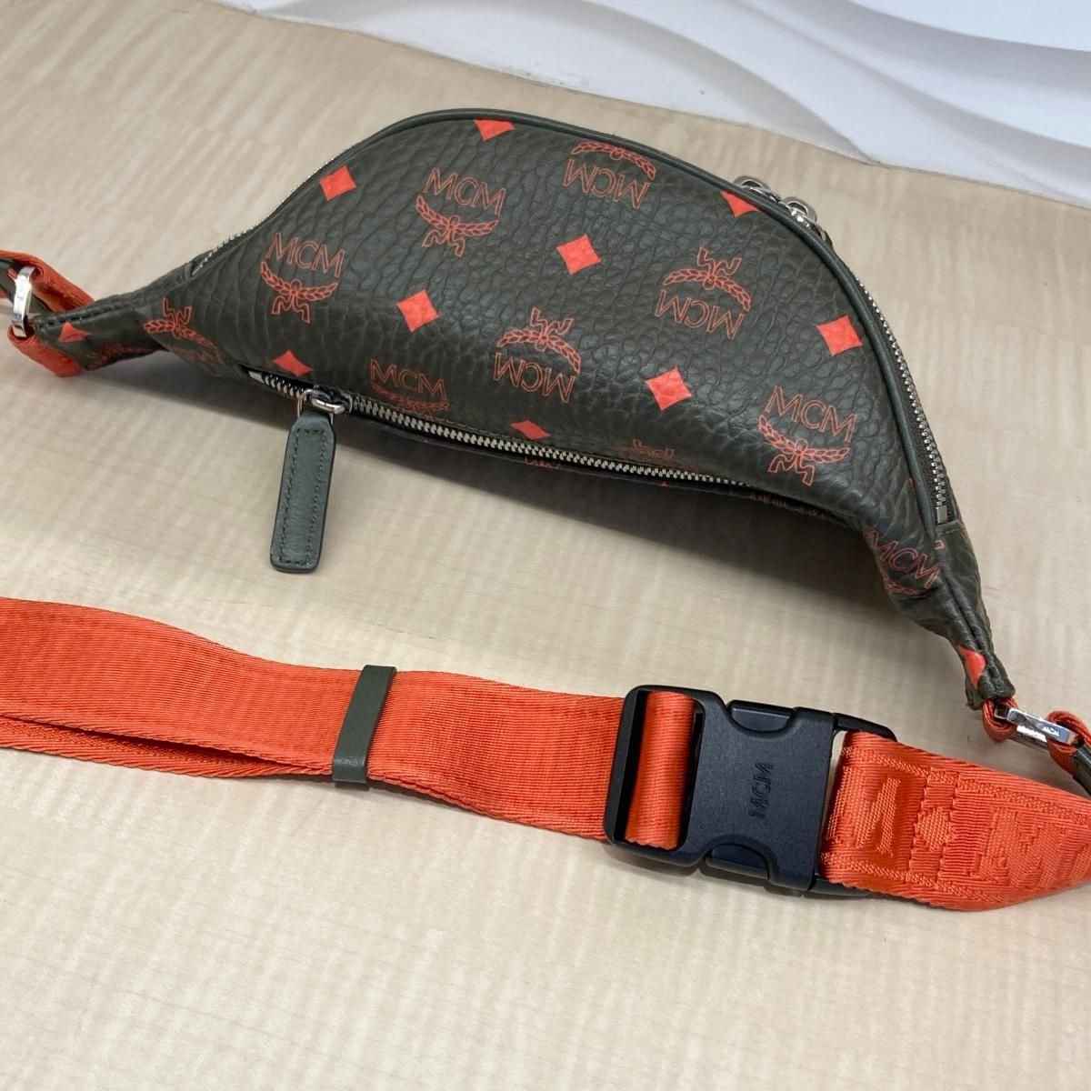 中古】 MCM （エムシーエム） ﾌｪﾙｽﾃﾝSM ﾍﾞﾙﾄﾊﾞｯｸﾞ バッグ ウェスト 