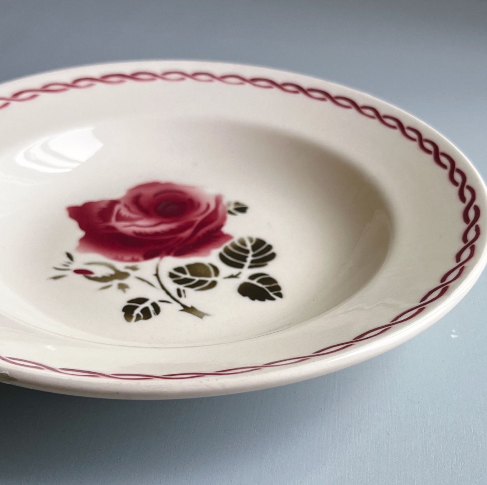 フランスアンティーク　バドンヴィレー　プレート　2枚　ステンシル　薔薇　バラ バドンヴィレー窯バラのステンシルラヴィエ皿（22x15cm
