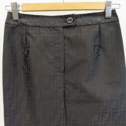 フェンディ FENDI イタリア製 スカート 膝丈 タイト スリット 総ロゴ a964492