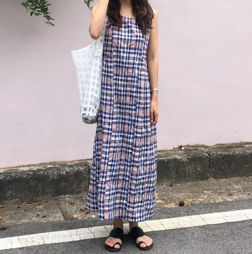 すべてがモダン ビスケット チェック ロング丈ワンピース blue