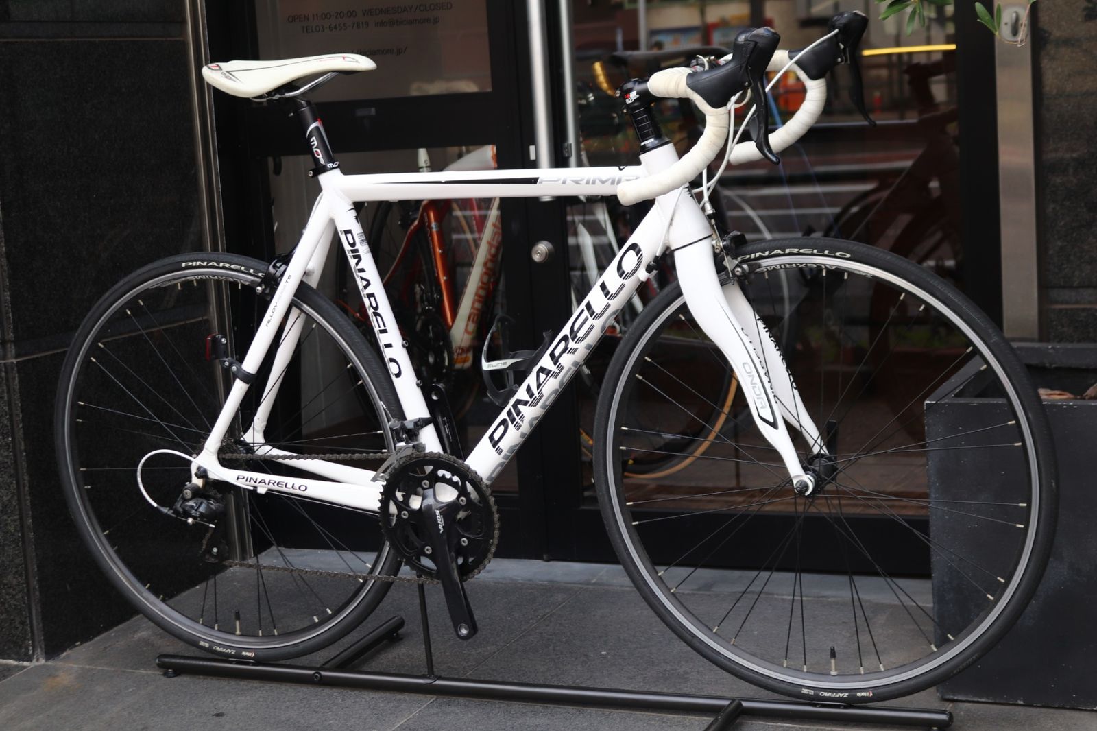 ピナレロ PINARELLO プリマ PRIMA 2015モデル 520サイズ シマノ ソラ R3000 9S アルミ ロードバイク 東京南麻布店