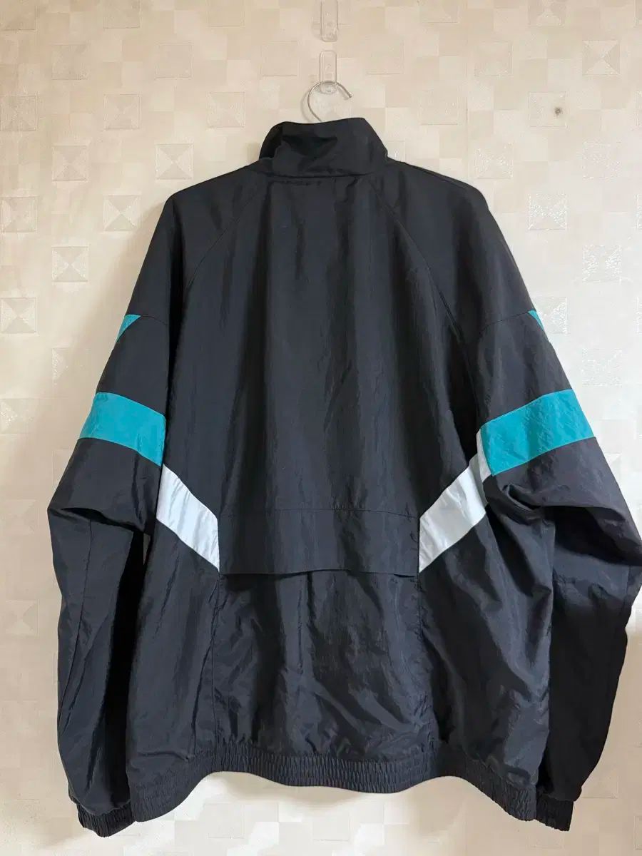 業界最安値に挑戦！！ 24-25 Newcastle adidas トラックジャージ 【最安値新登場】