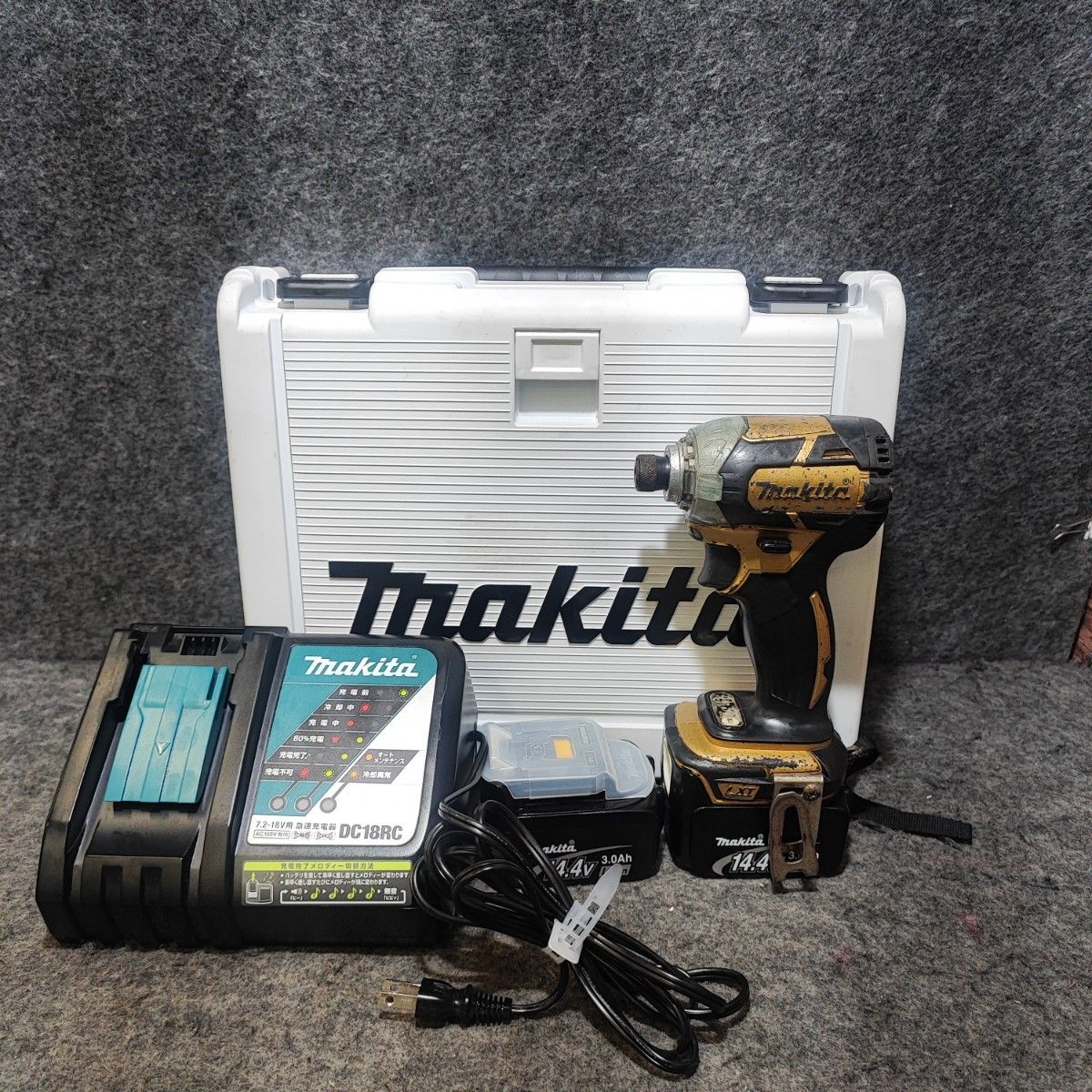〇マキタ(makita) コードレスインパクトドライバ 14.4V ゴールド 〇マキタ(makita) コードレスインパクトドライバ 14.4V ゴールド