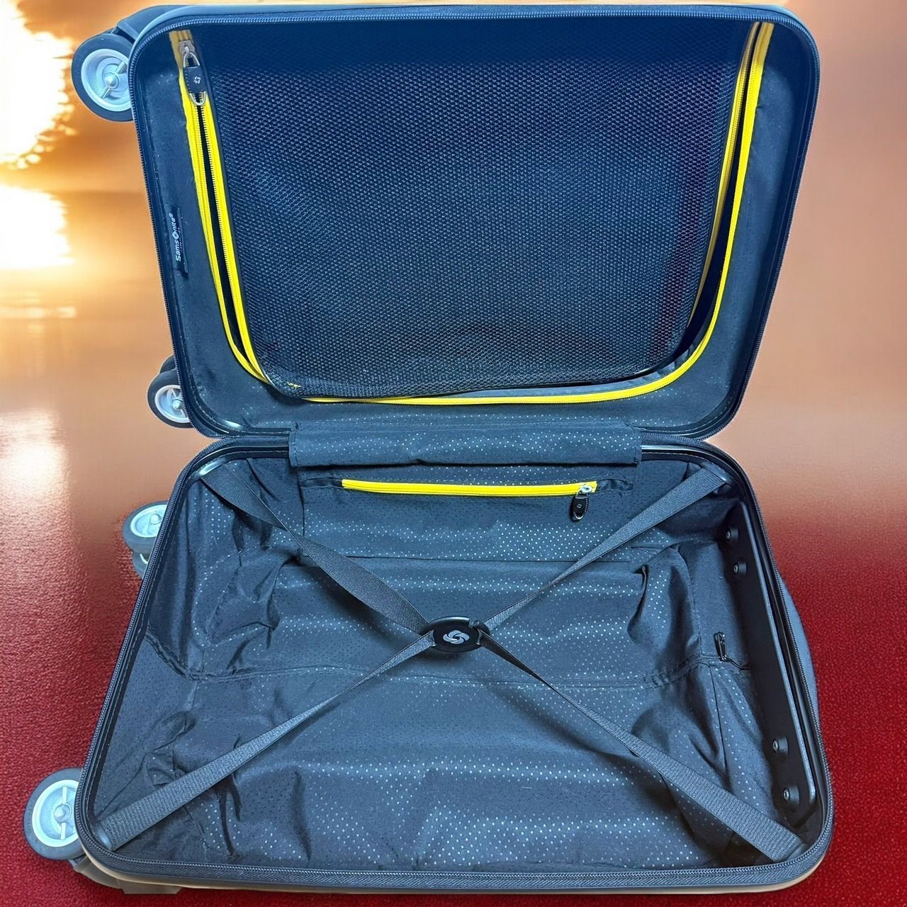 ☆希少品 送料無料 良品 Samsonite GRAVITON LIGHT SPINNER 29L V32