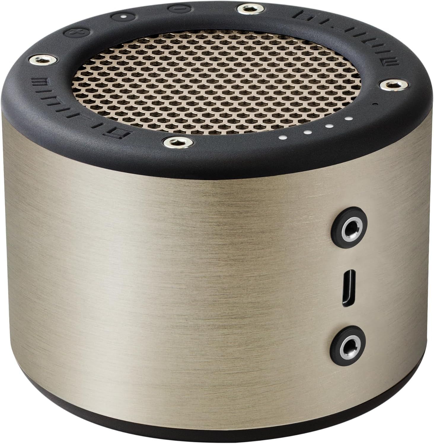 美しい木目と重厚感。ウォルナット材から生まれたハンドメイド