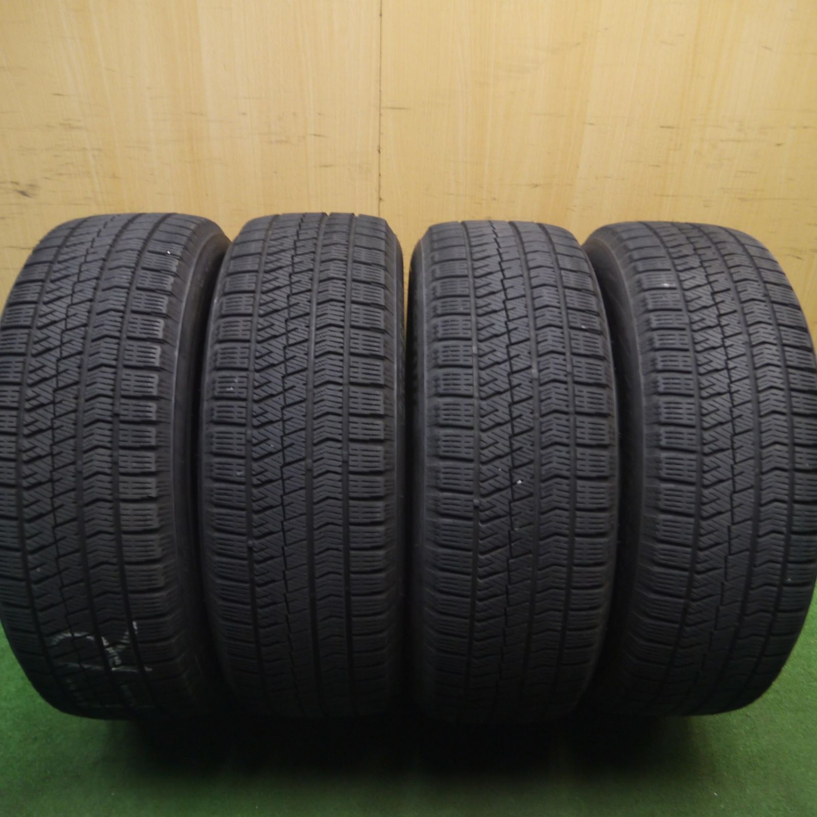 送料無料] 4本価格☆スタッドレス 225/60R17 ブリヂストン ブリザック